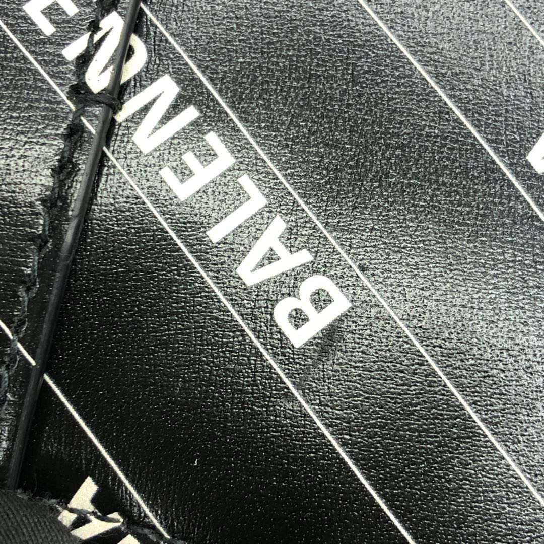 Gucci Balenciaga The Hacker Project Jackie 1961 Leather Shoulder Bag