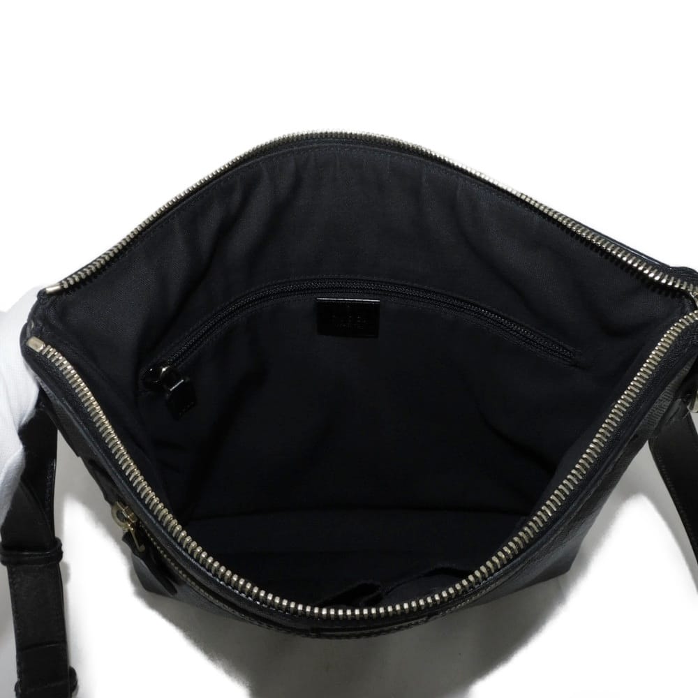 Gucci Diamante Leather Shoulder Bag