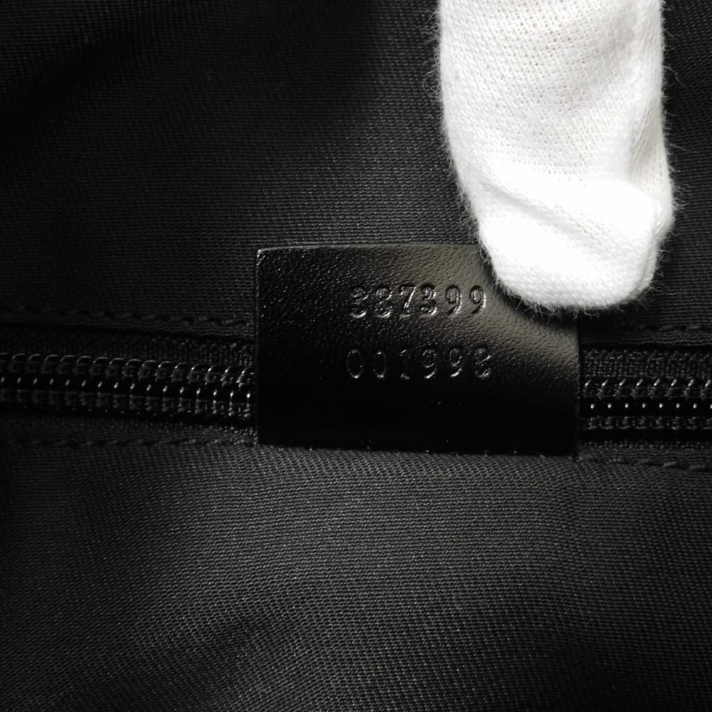 Gucci Diamante Leather Shoulder Bag