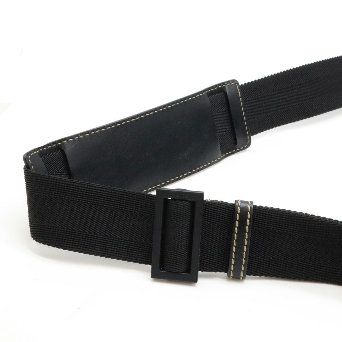 Gucci Coated Canvas Crest Emblem Shoulder Bag 181094