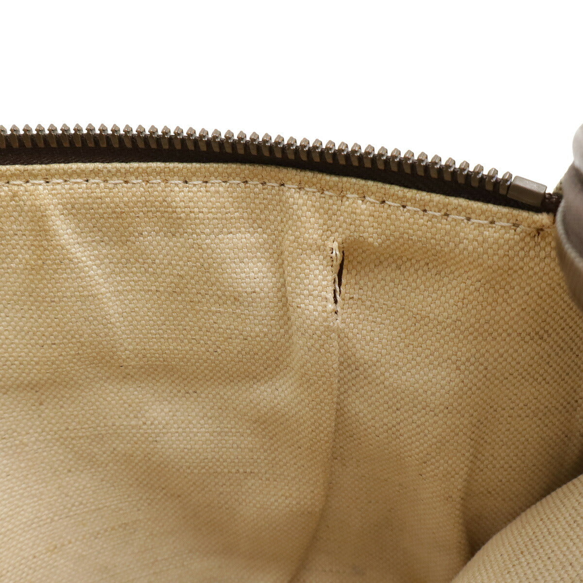 Gucci Courier GG Supreme Belt Bag