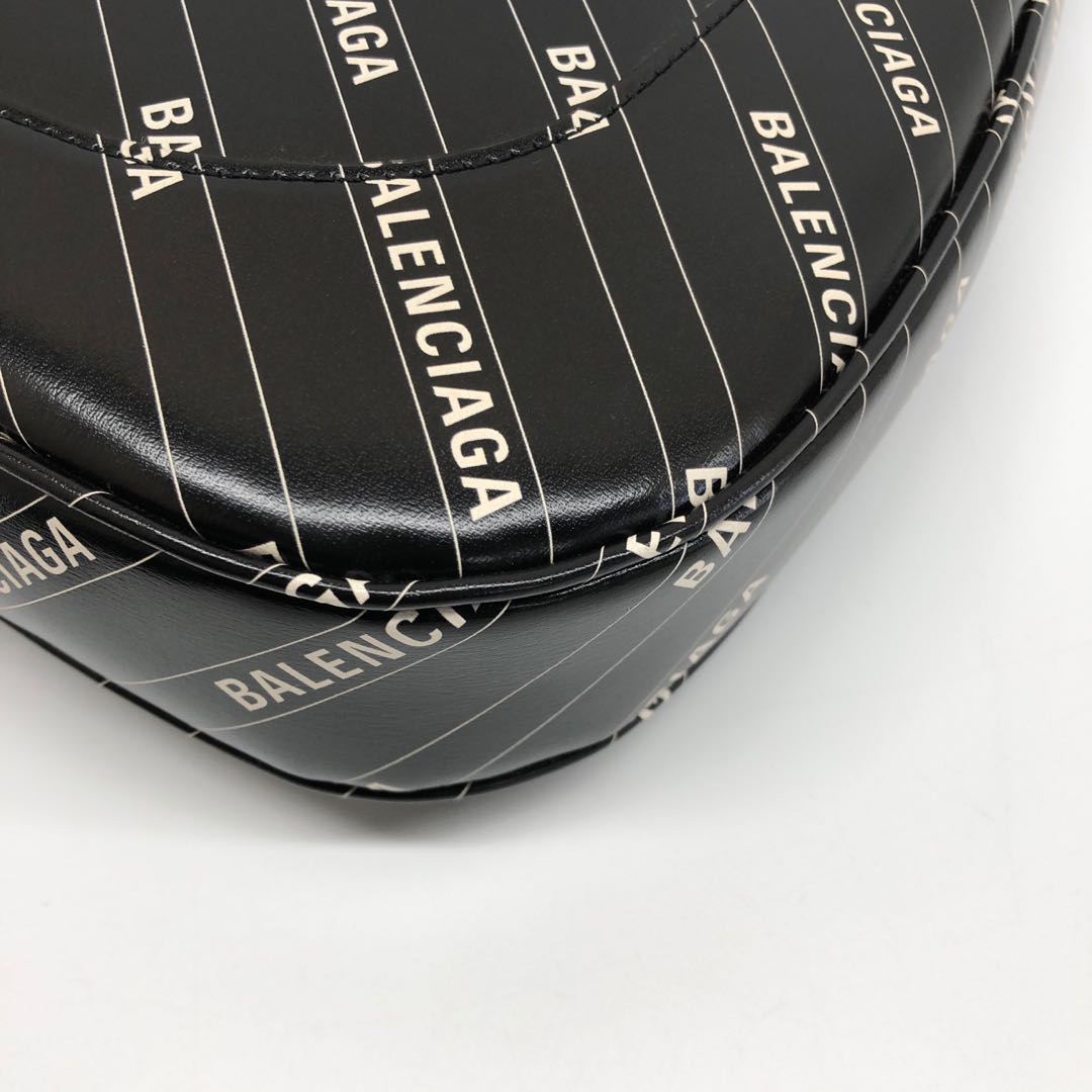 Gucci Balenciaga The Hacker Project Jackie 1961 Leather Shoulder Bag