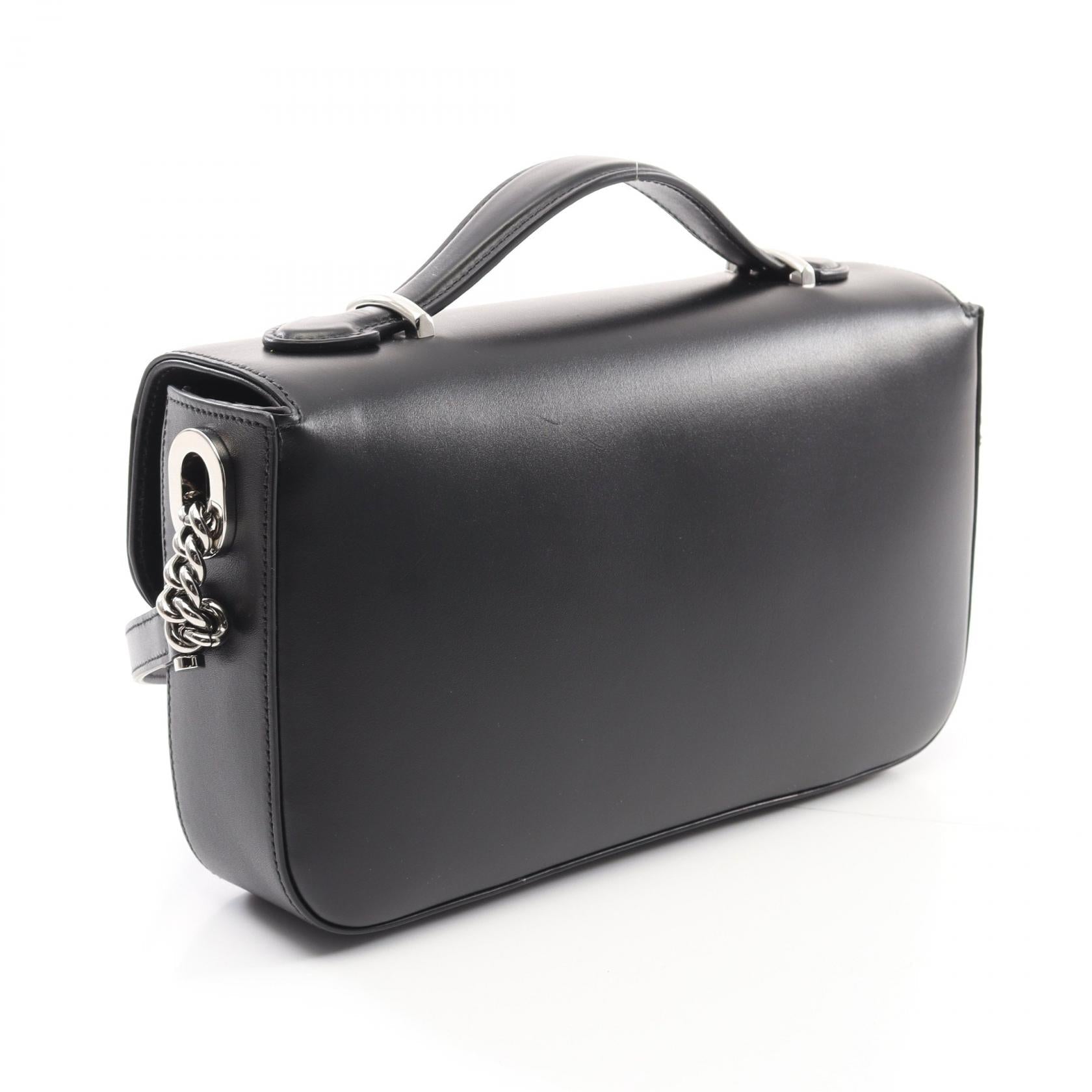 Gucci Double G Leather Shoulder Bag