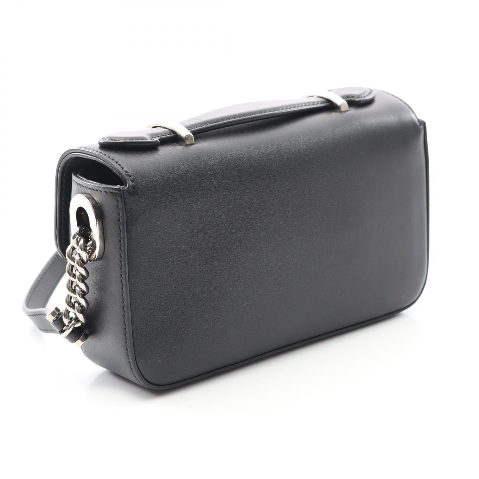 Gucci Double G Leather Shoulder Bag