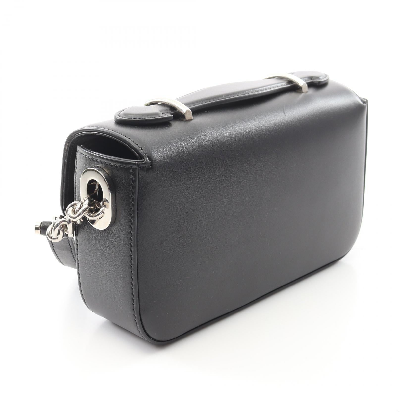 Gucci Double G Leather Shoulder Bag