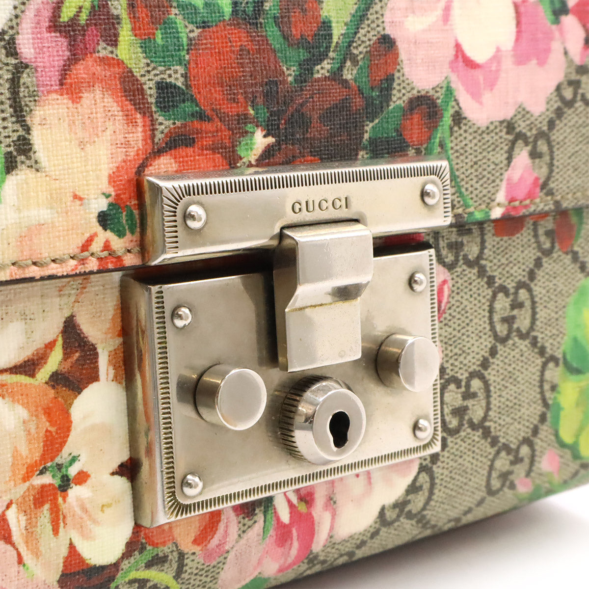 Gucci GG Blooms GG Supreme Shoulder Bag