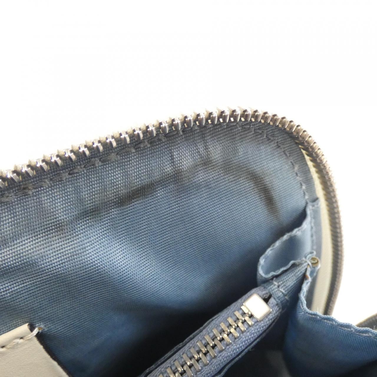 Gucci 511189 0GUYN Leather Shoulder Bag