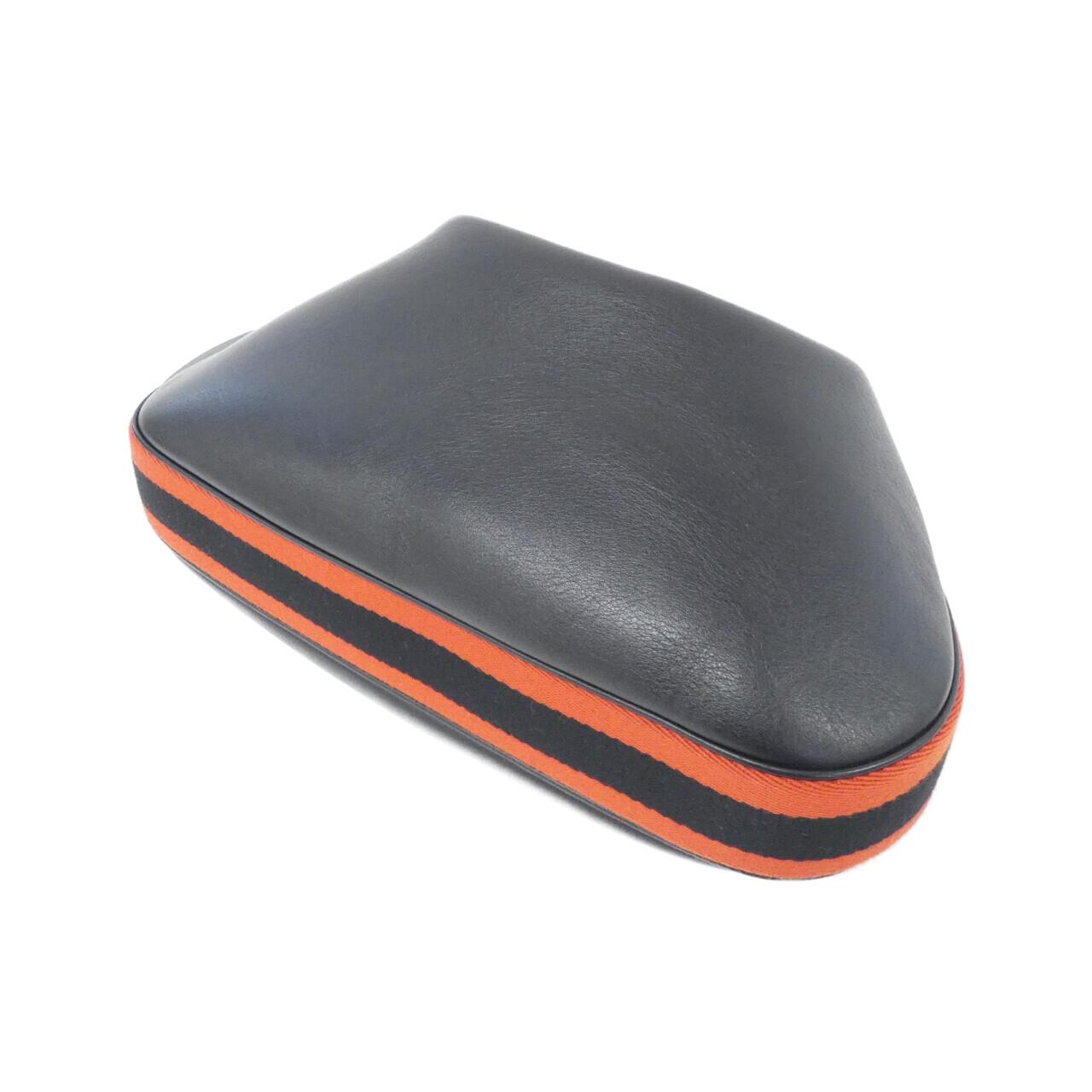 Gucci 702823 UXWBG Leather Shoulder Bag