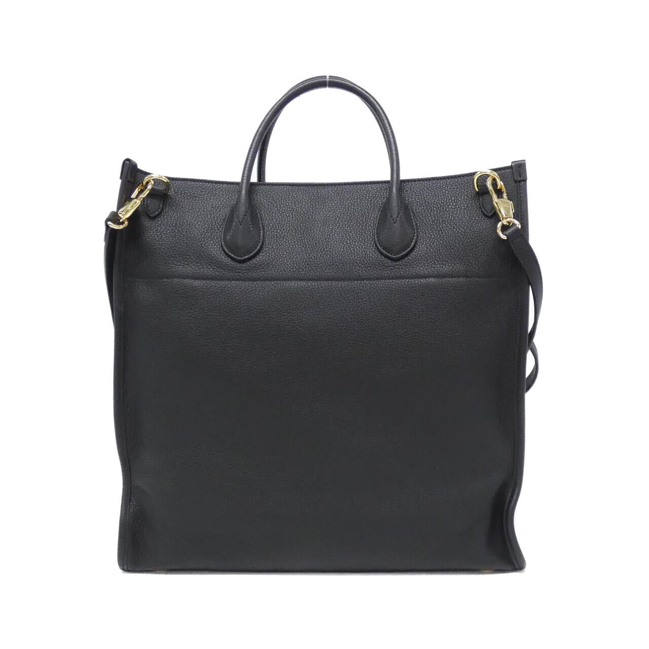 Gucci 674850 Leather Shoulder Bag