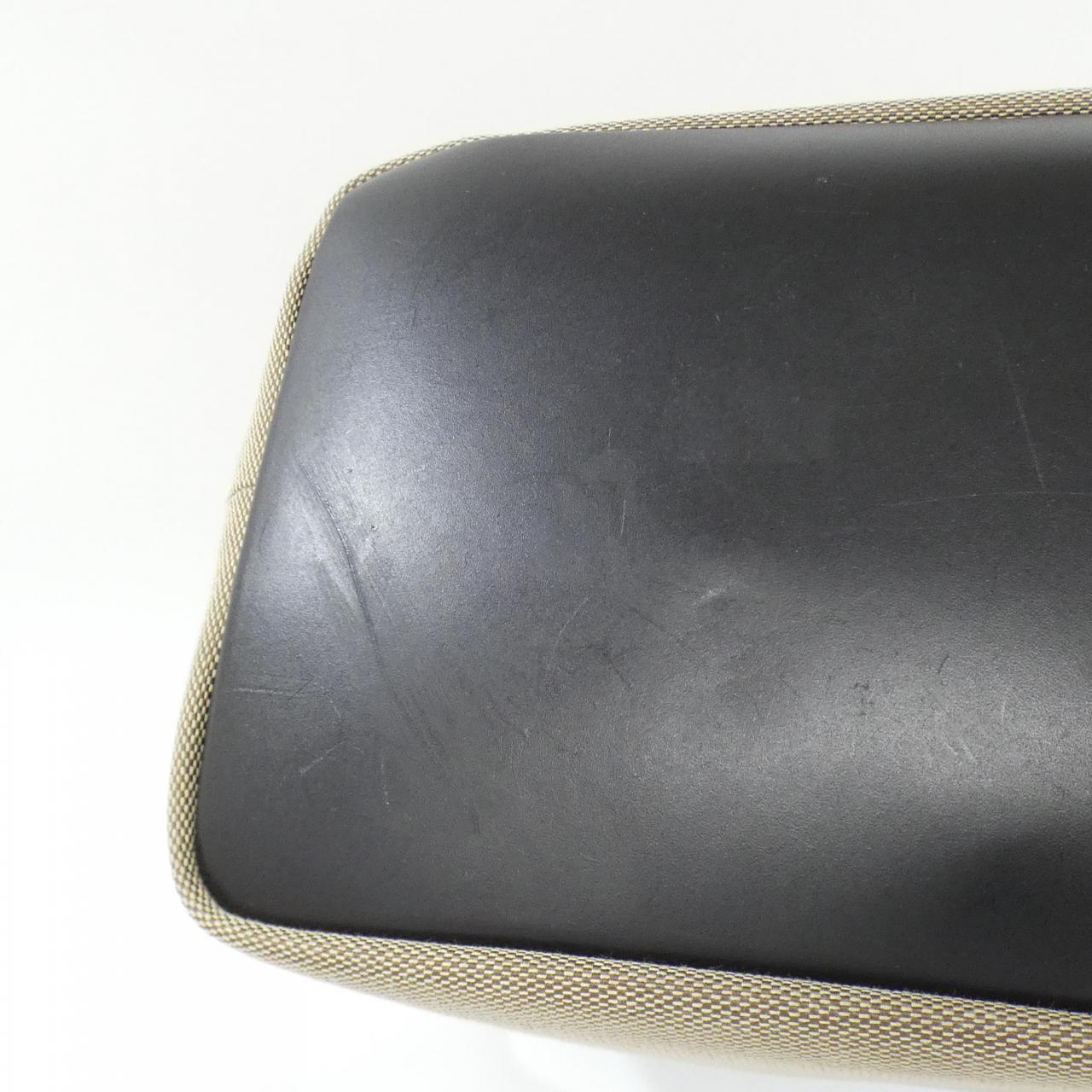 Gucci Canvas Shoulder Bag