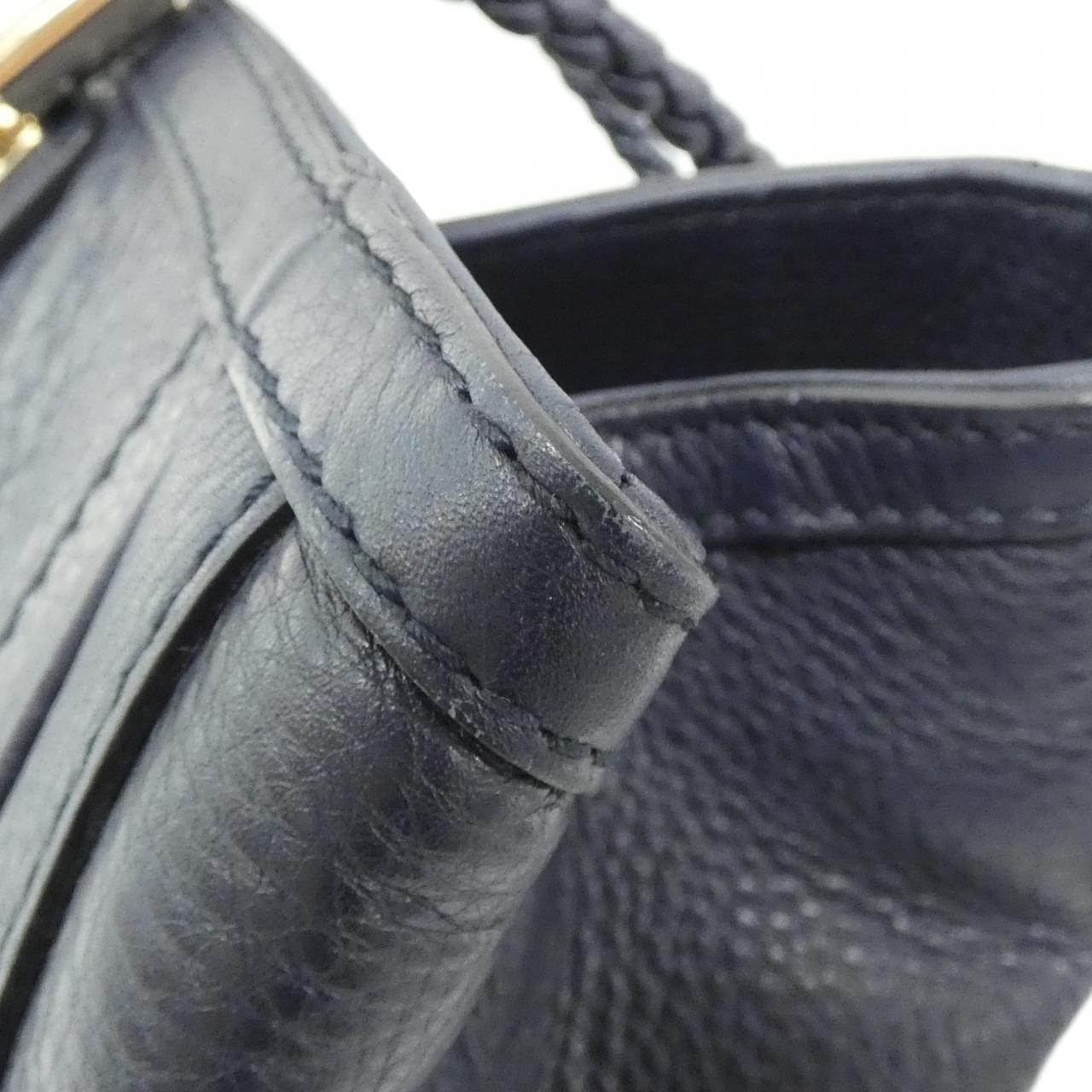 Gucci 269945 Leather Shoulder Bag