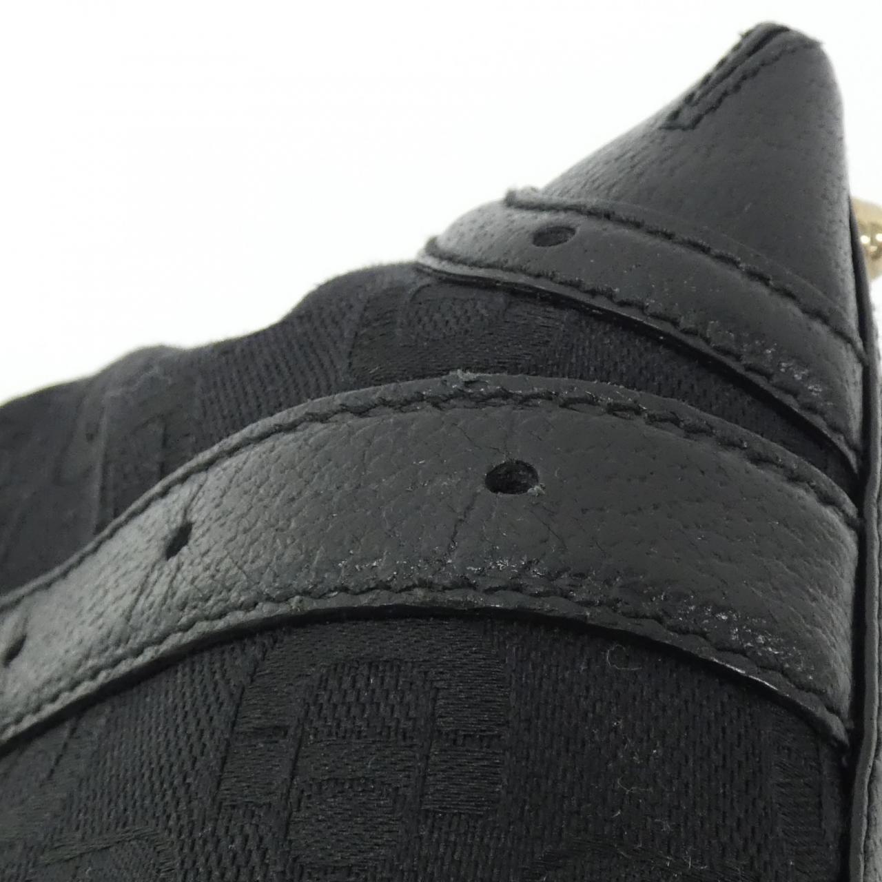 Gucci 145761 Canvas Shoulder Bag