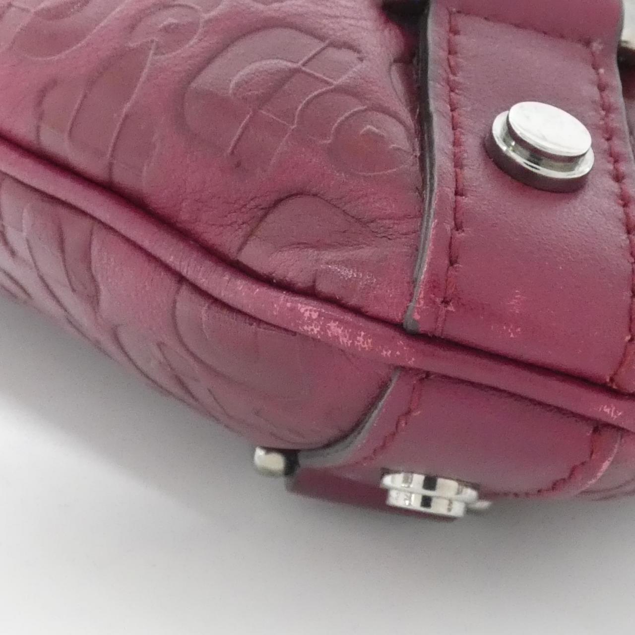 Gucci 268642 Leather Shoulder Bag