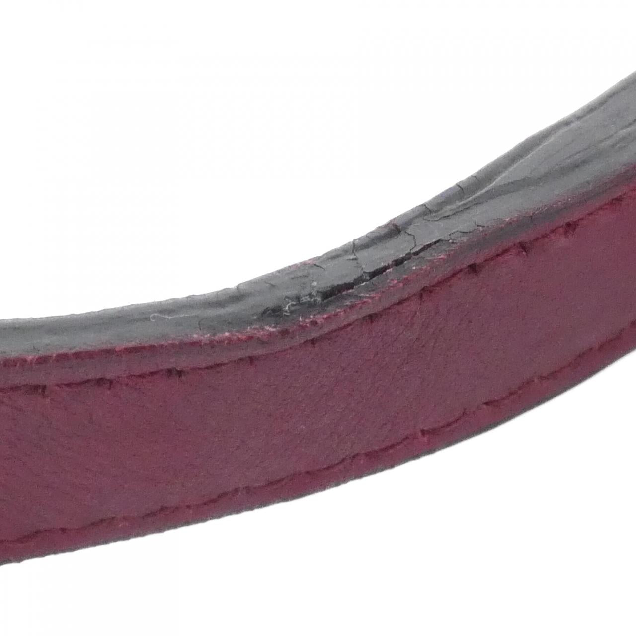 Gucci 268642 Leather Shoulder Bag