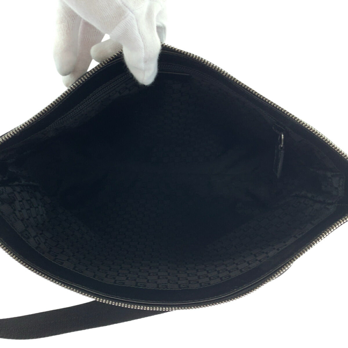 Gucci 110054 Nylon Shoulder Bag