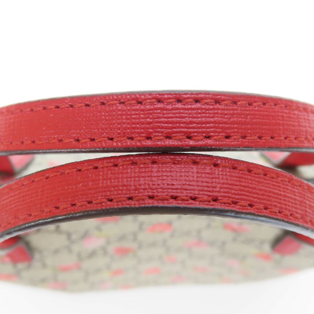 Gucci Chilled license strawberry GG Supreme Canvas Handbag