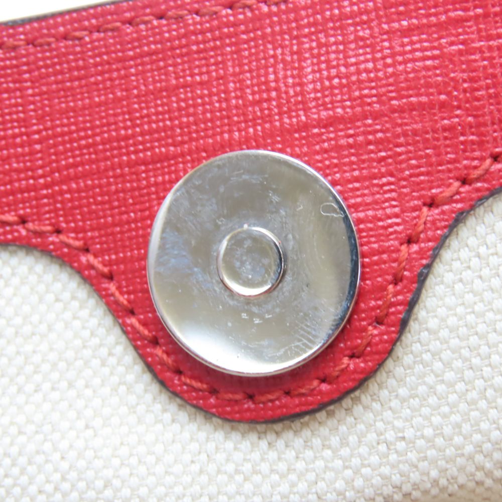 Gucci Chilled license strawberry GG Supreme Canvas Handbag