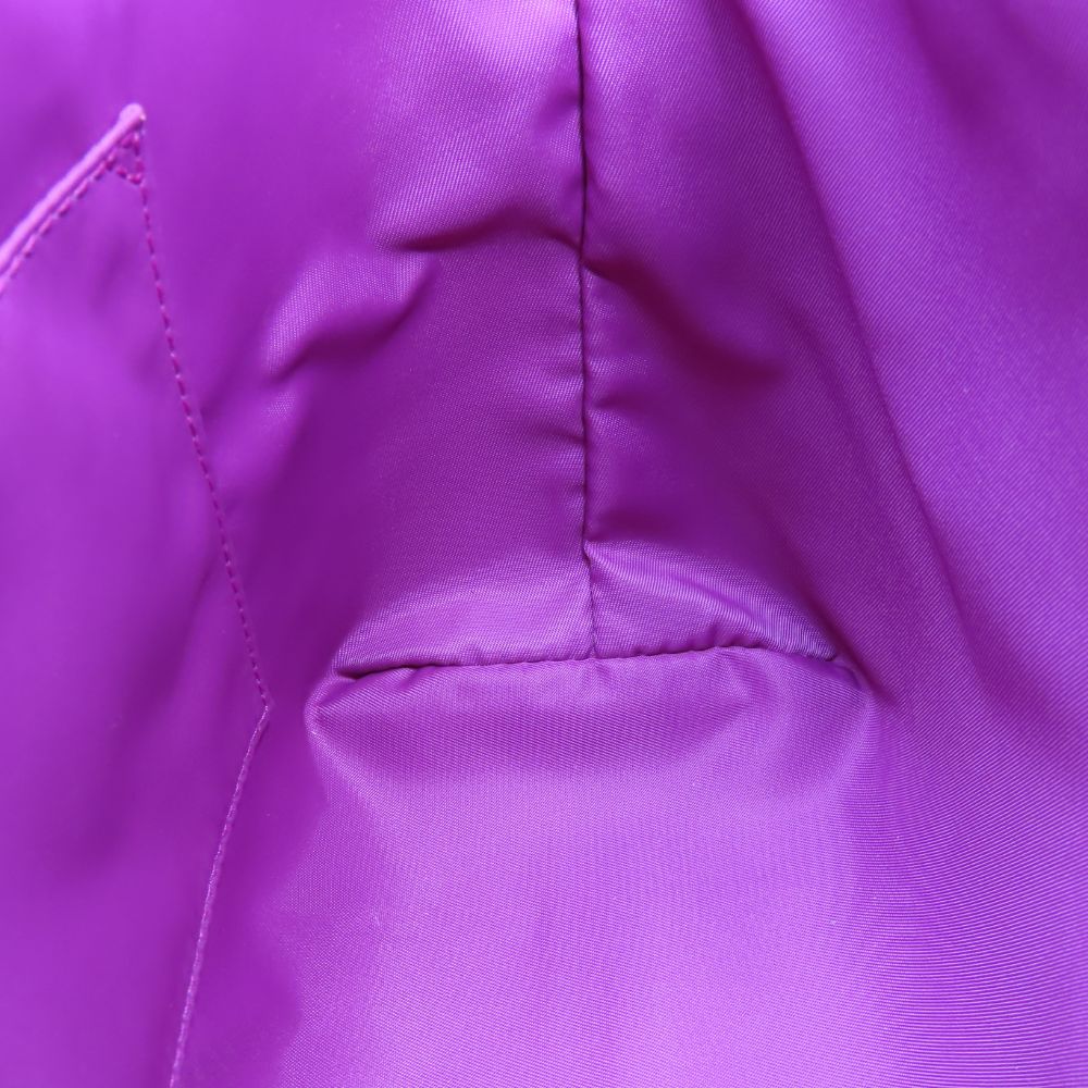 Gucci Chilled license rainbow star GG Supreme Canvas Handbag