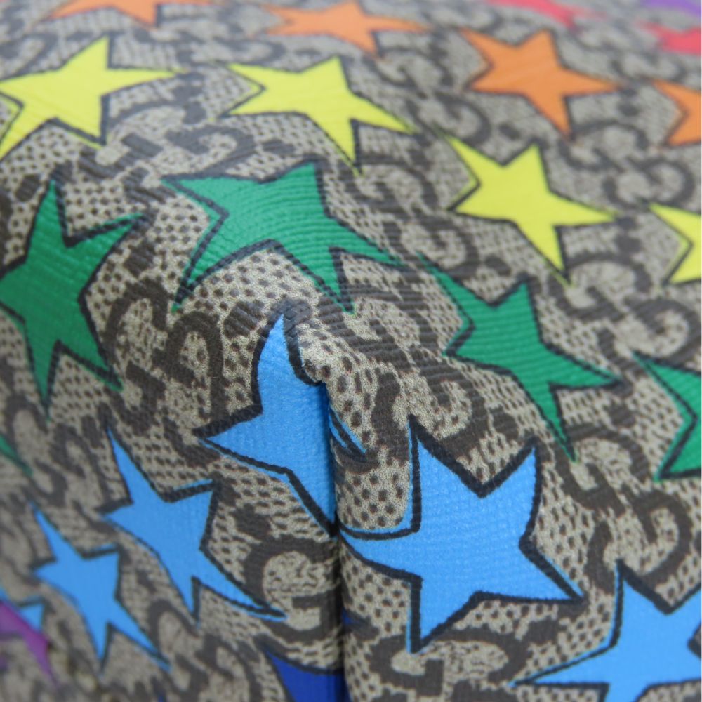 Gucci Chilled license rainbow star GG Supreme Canvas Handbag