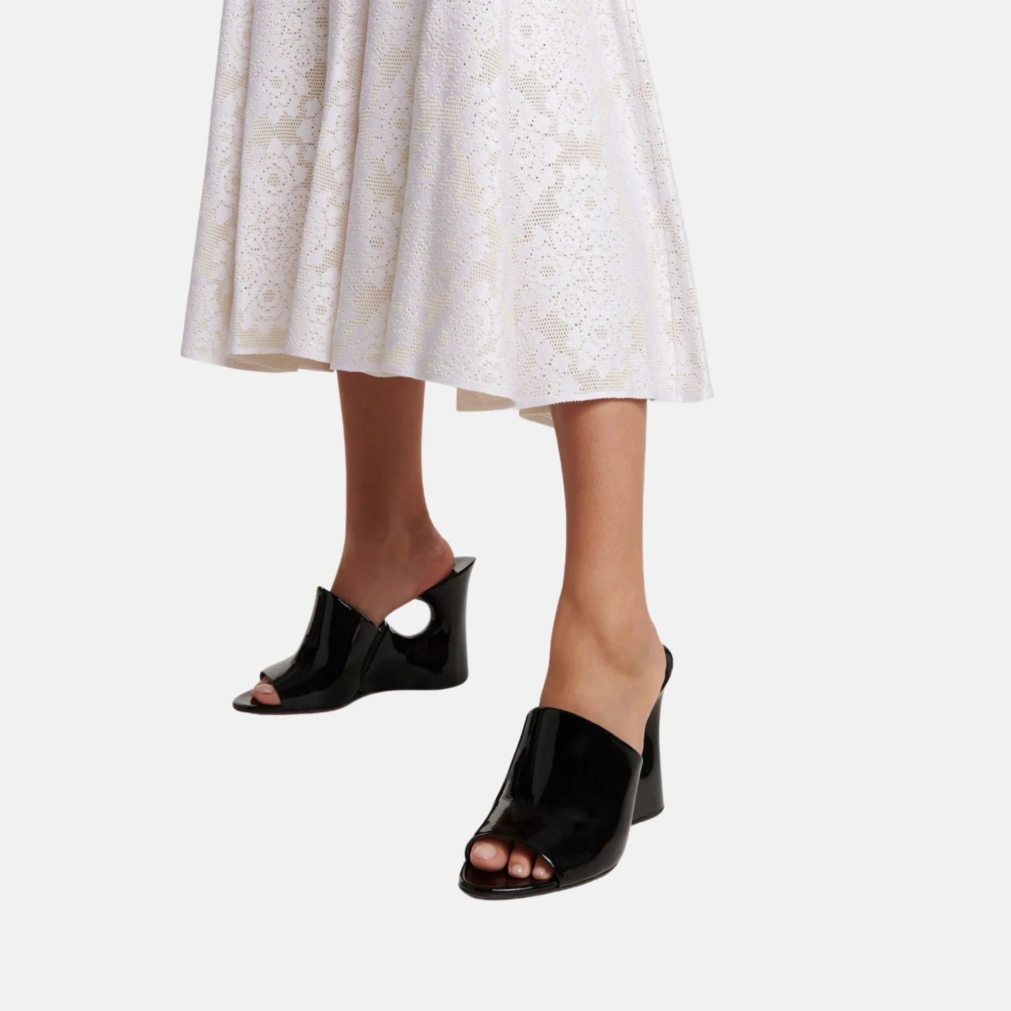 La Sculpture Mules In Calfskin And Wood