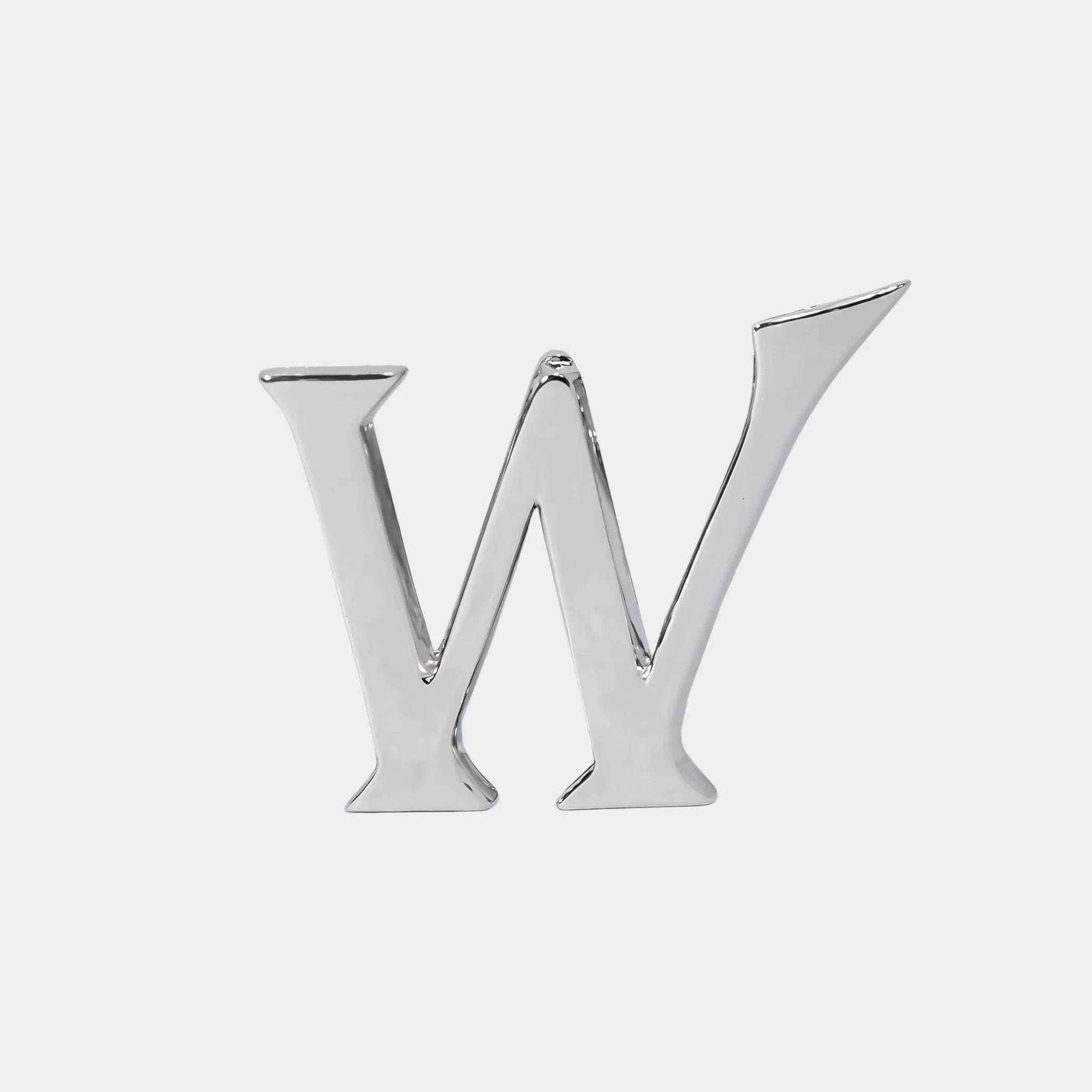 Ashna Mehta Alphabet Bag Bijoux Plain 18K White Gold, Letter W