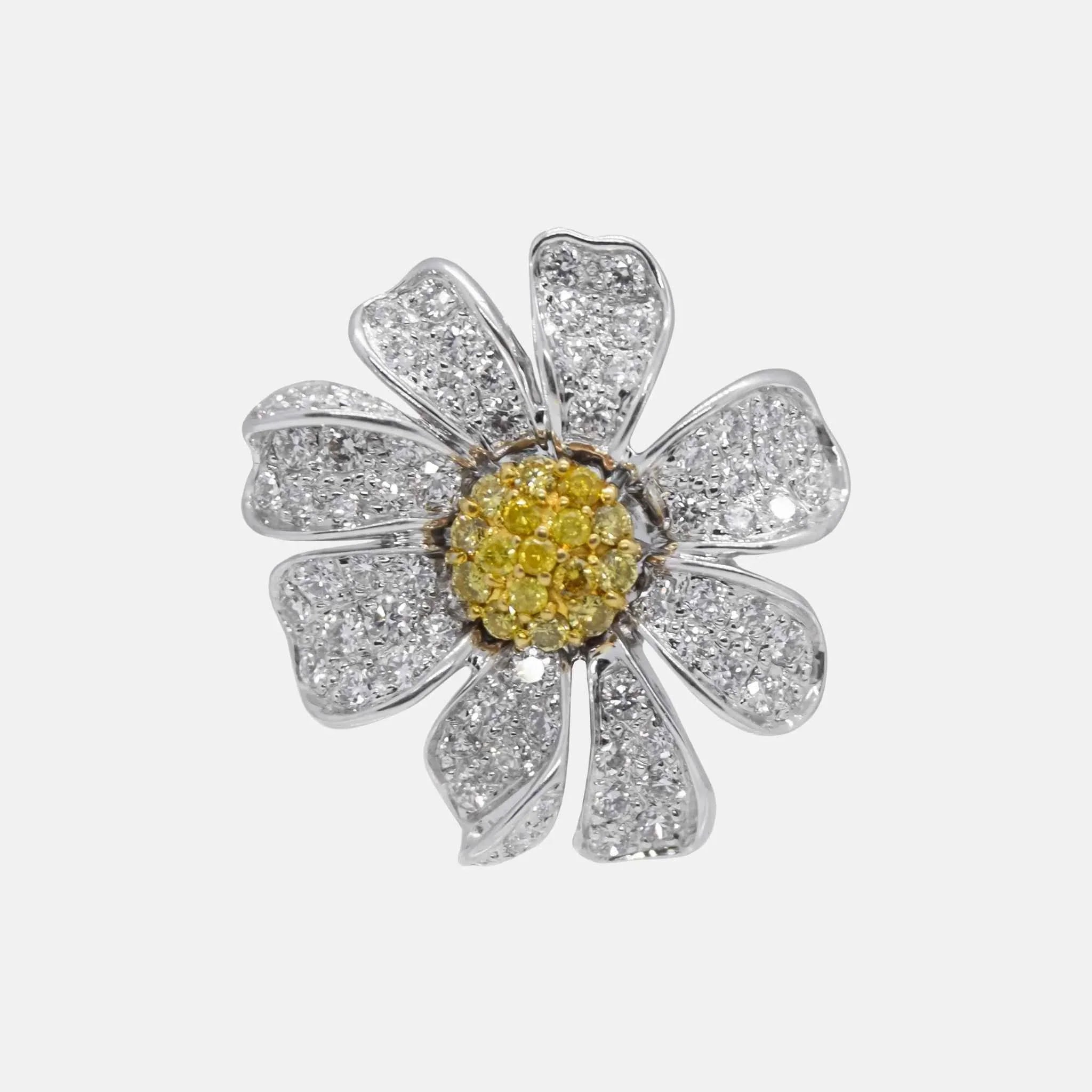 Ashna Mehta Daisy Flower Customized Bag Bijoux, White Gold and Yellow Gold