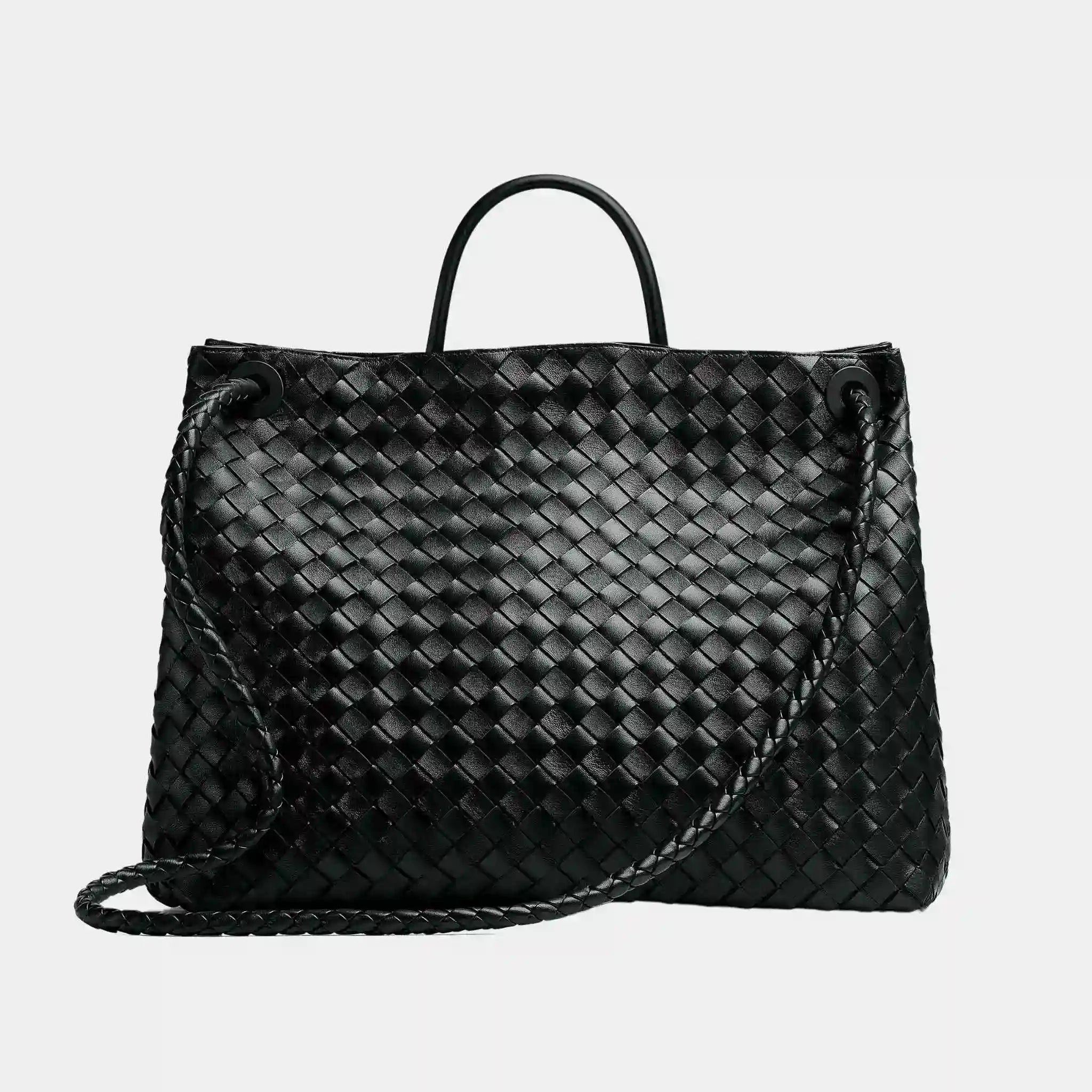 Andiamo Grand Format Handbag