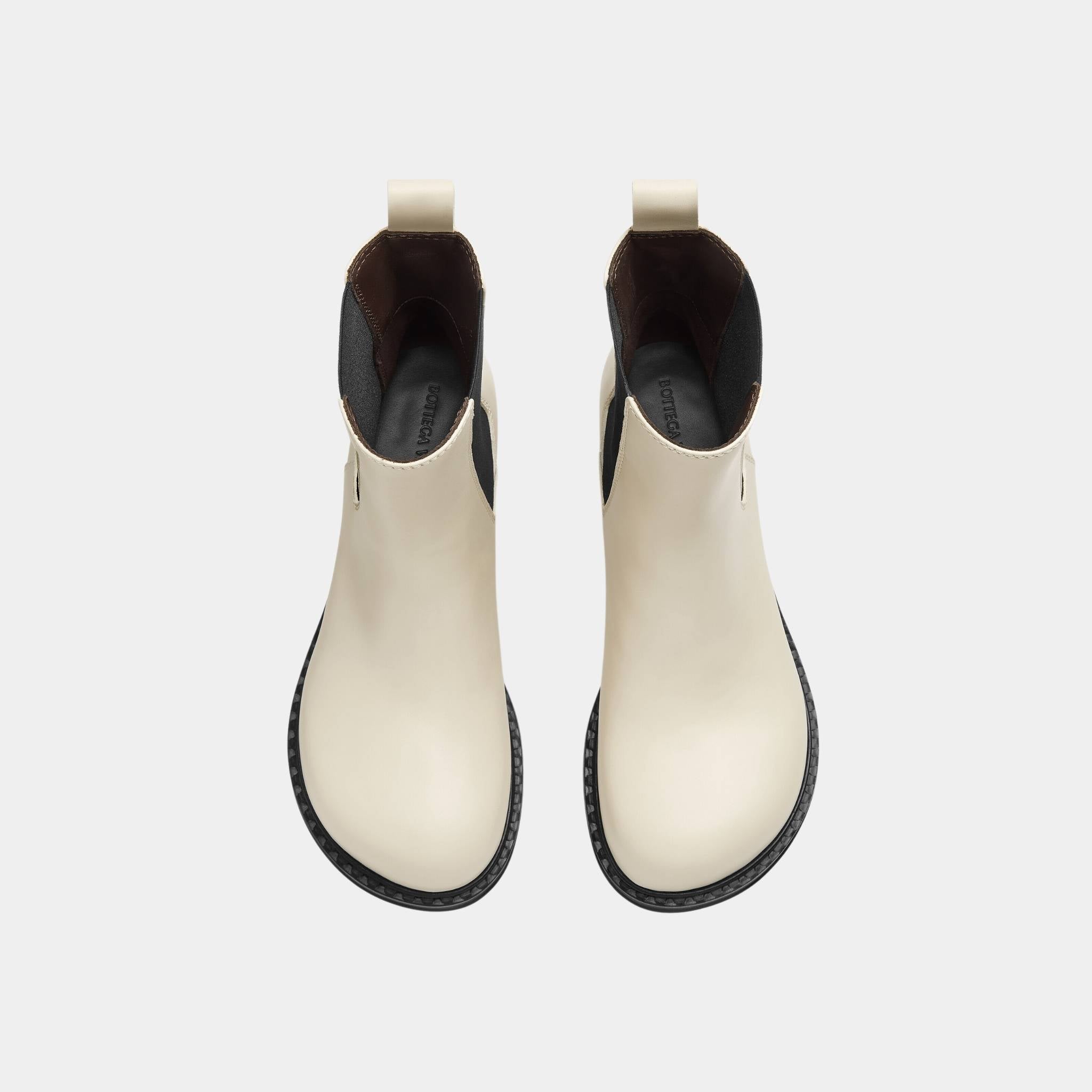 Cliff Chelsea Boot Calfskin Voluminous Toe Shape