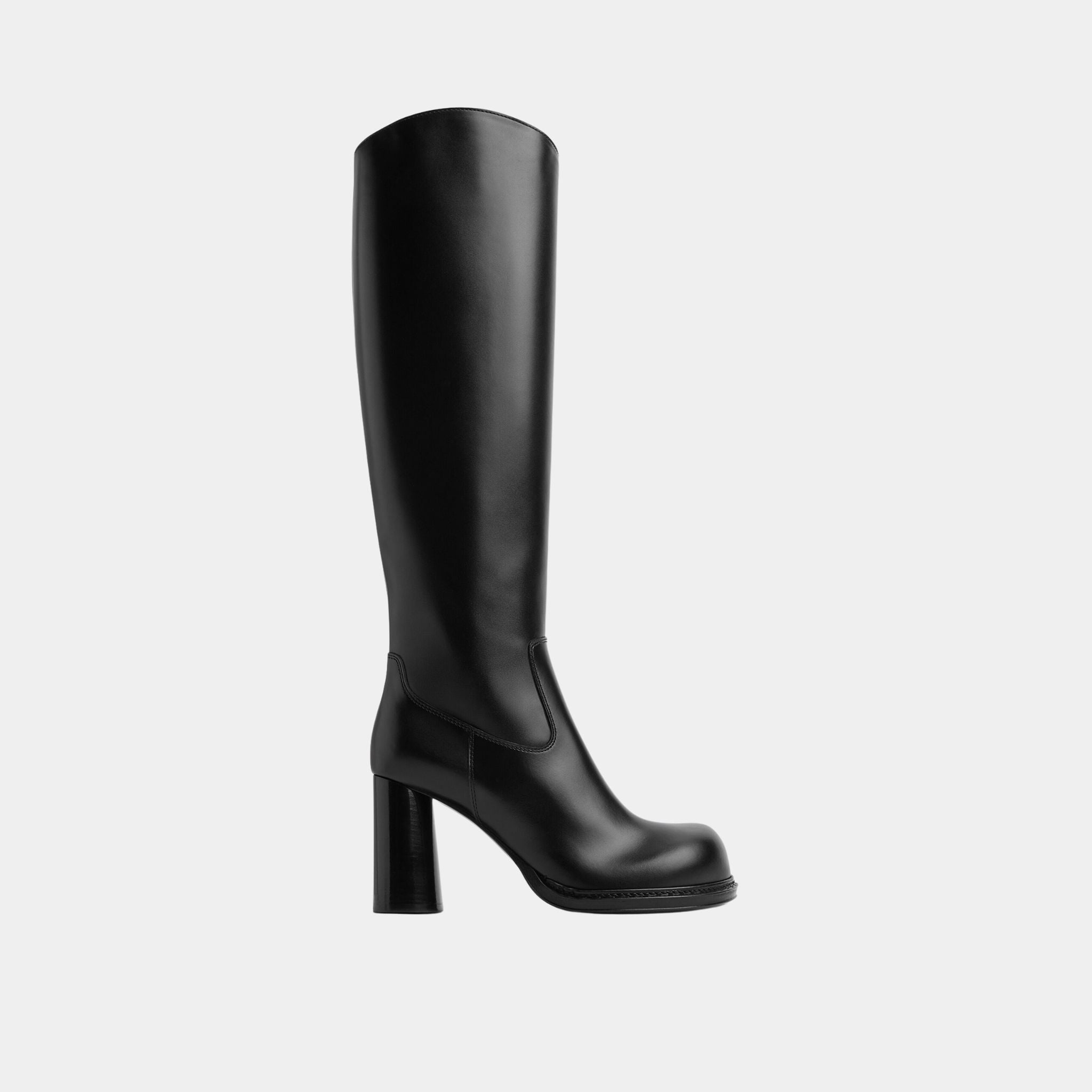 Cliff Knee-high Boot Calfskin with Voluminous Toe Shape
