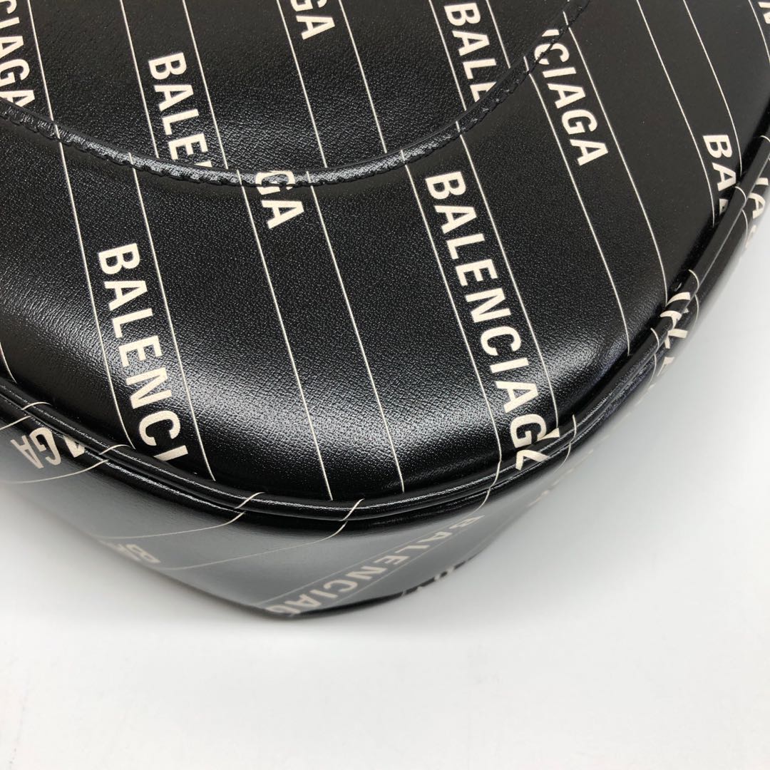 Gucci Balenciaga The Hacker Project Jackie 1961 Leather Shoulder Bag