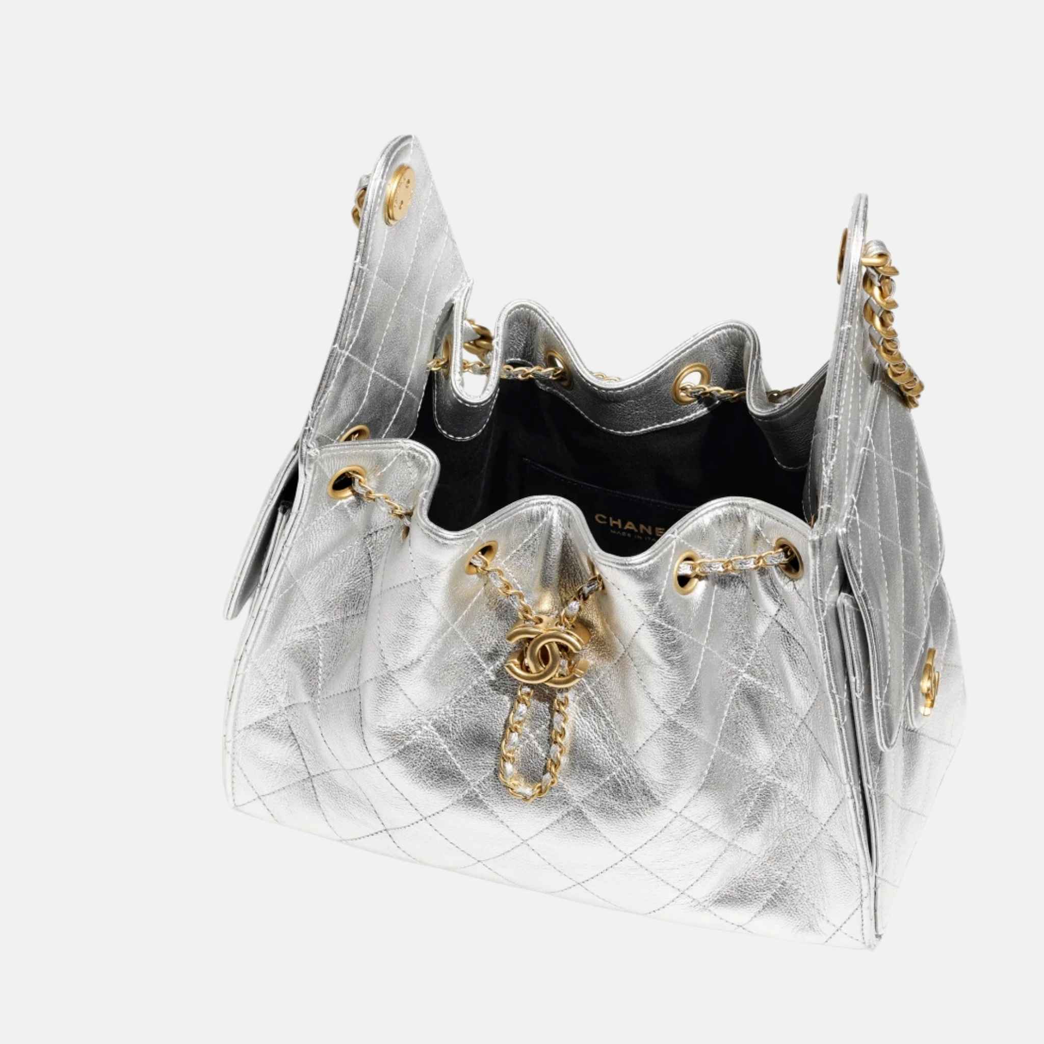 25 Small Handbag Metallic Grained Calfskin And Gold Metal