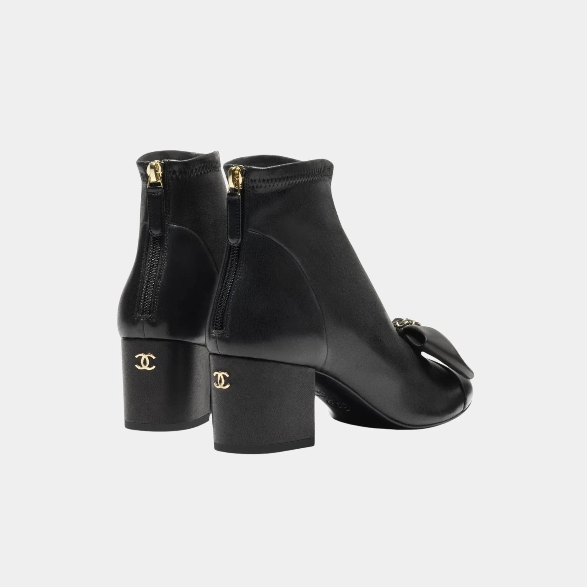 Ankle Boots in Stretch Lambskin