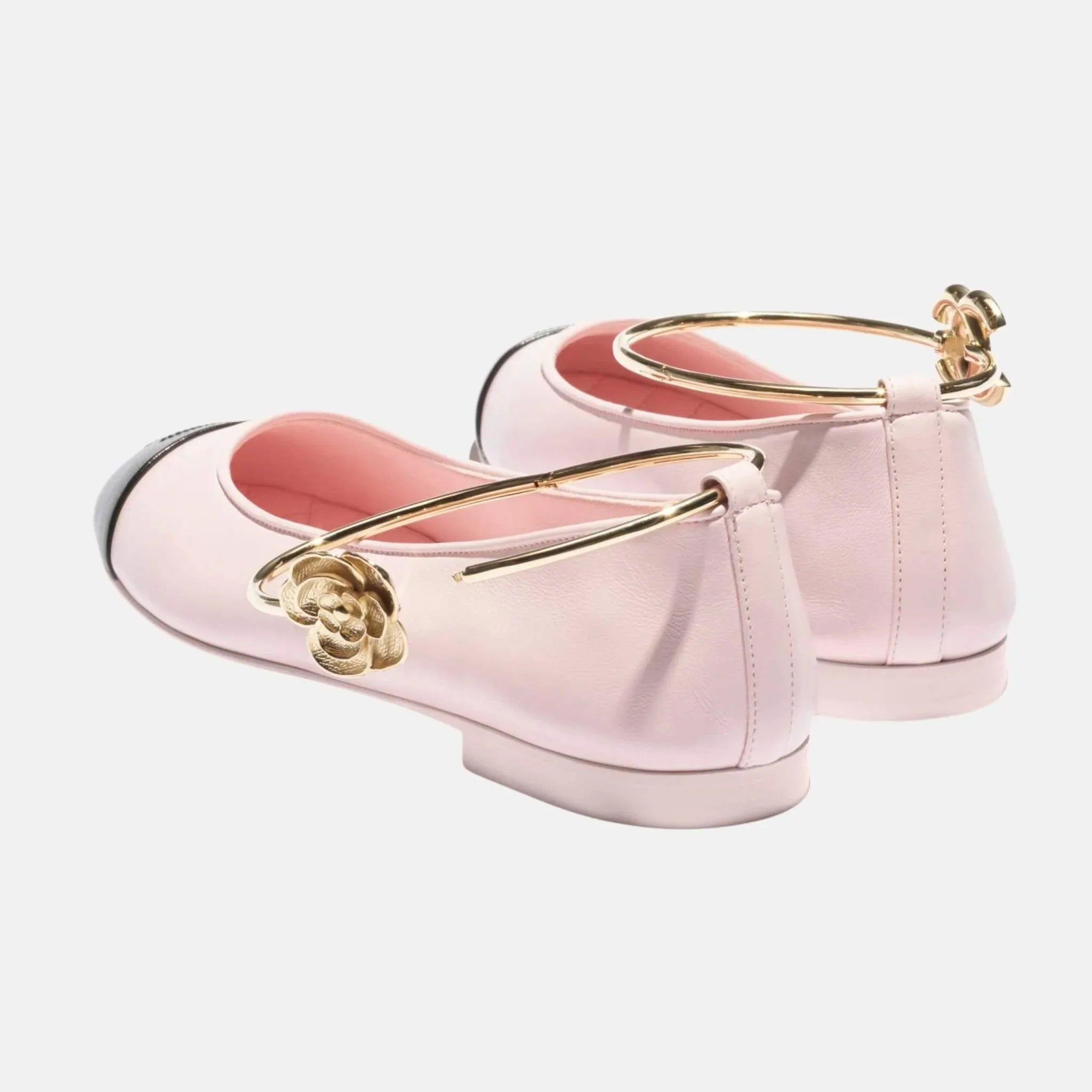 Ballet Flats in Light Pink and Black