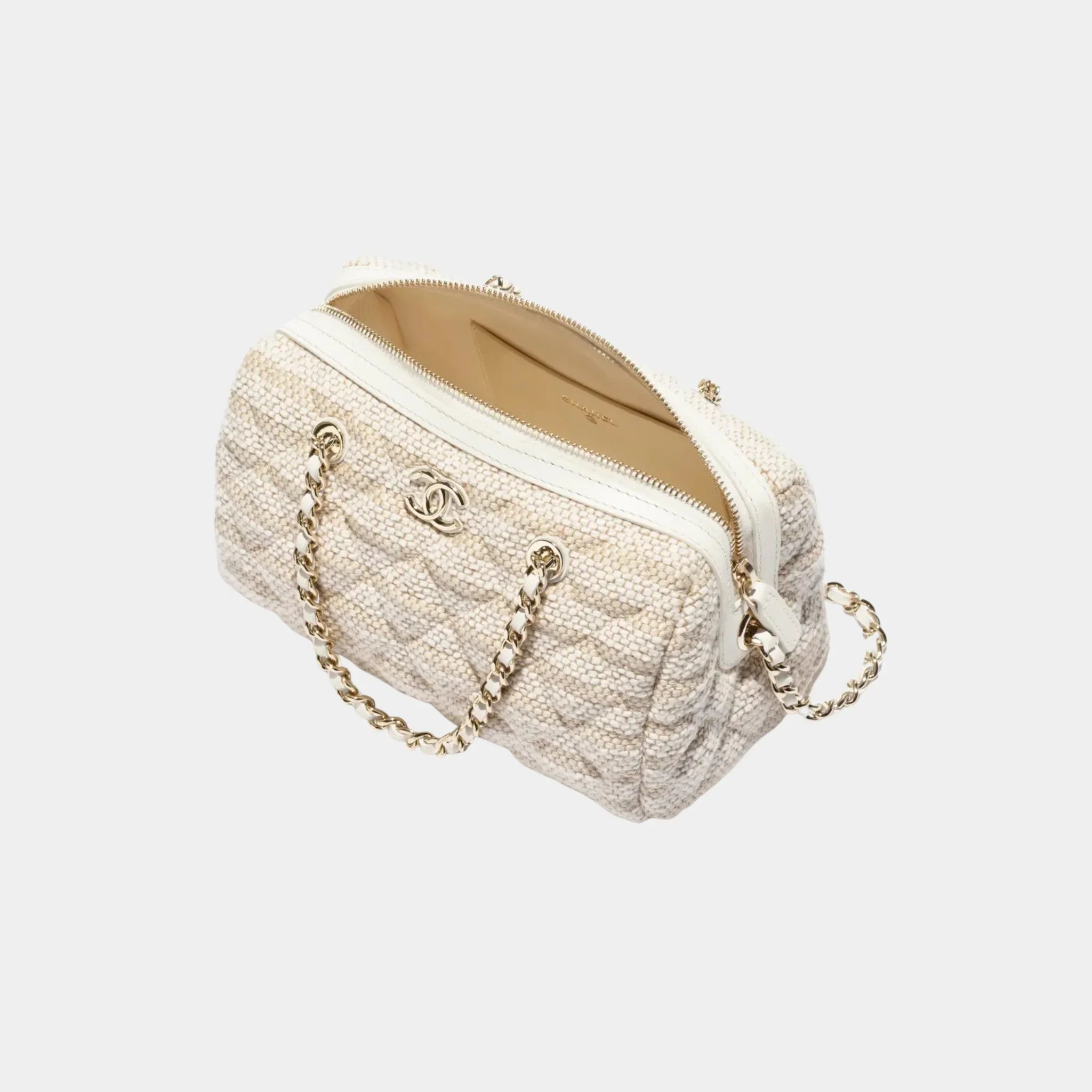 Clutch With Chain Printed Fabric & Gold Metal