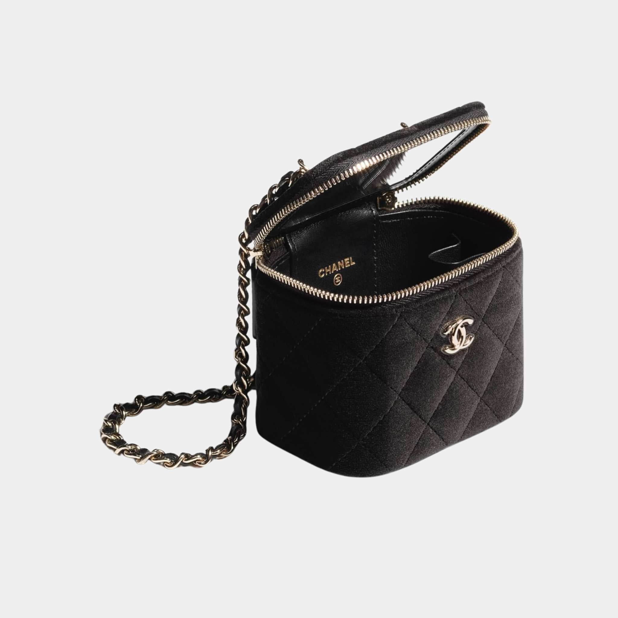 Small Vanity with Chain in Velvet with Diamante