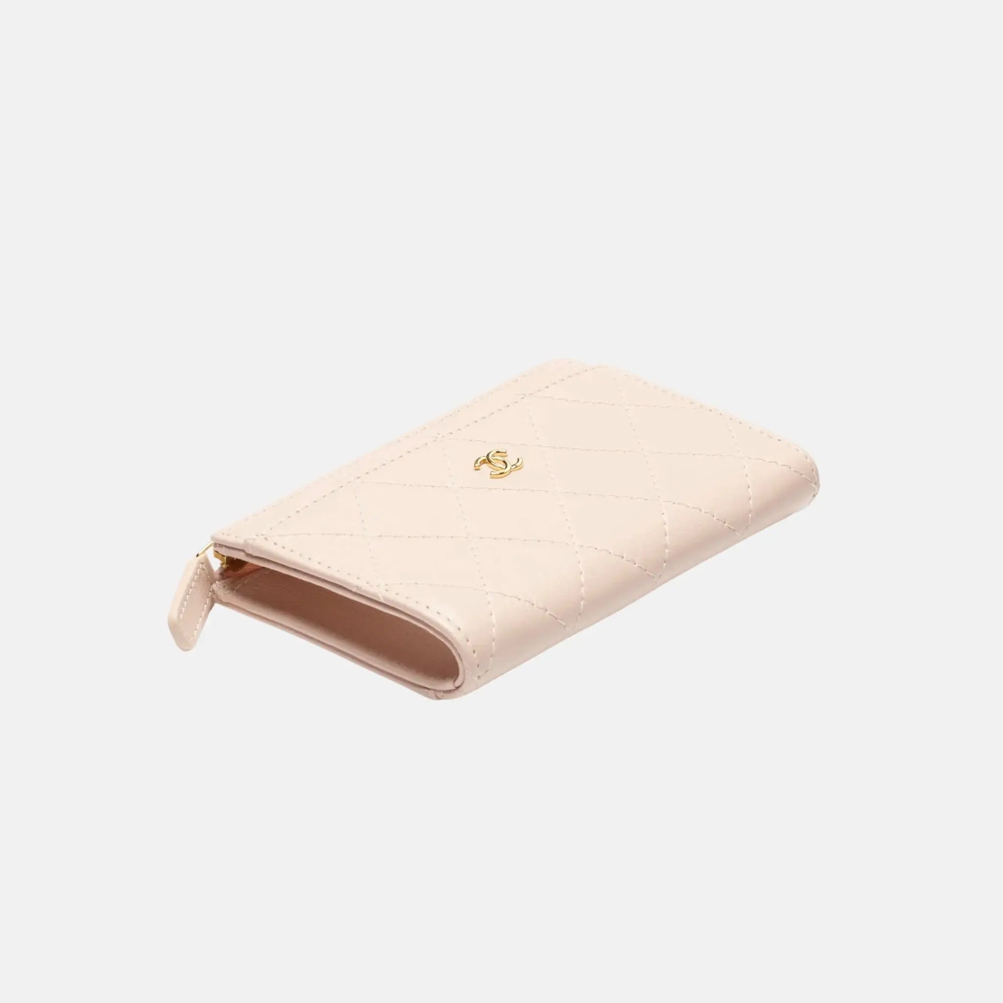 Chanel Zipped Card Holder Grained Goatskin Gold Metal, Front