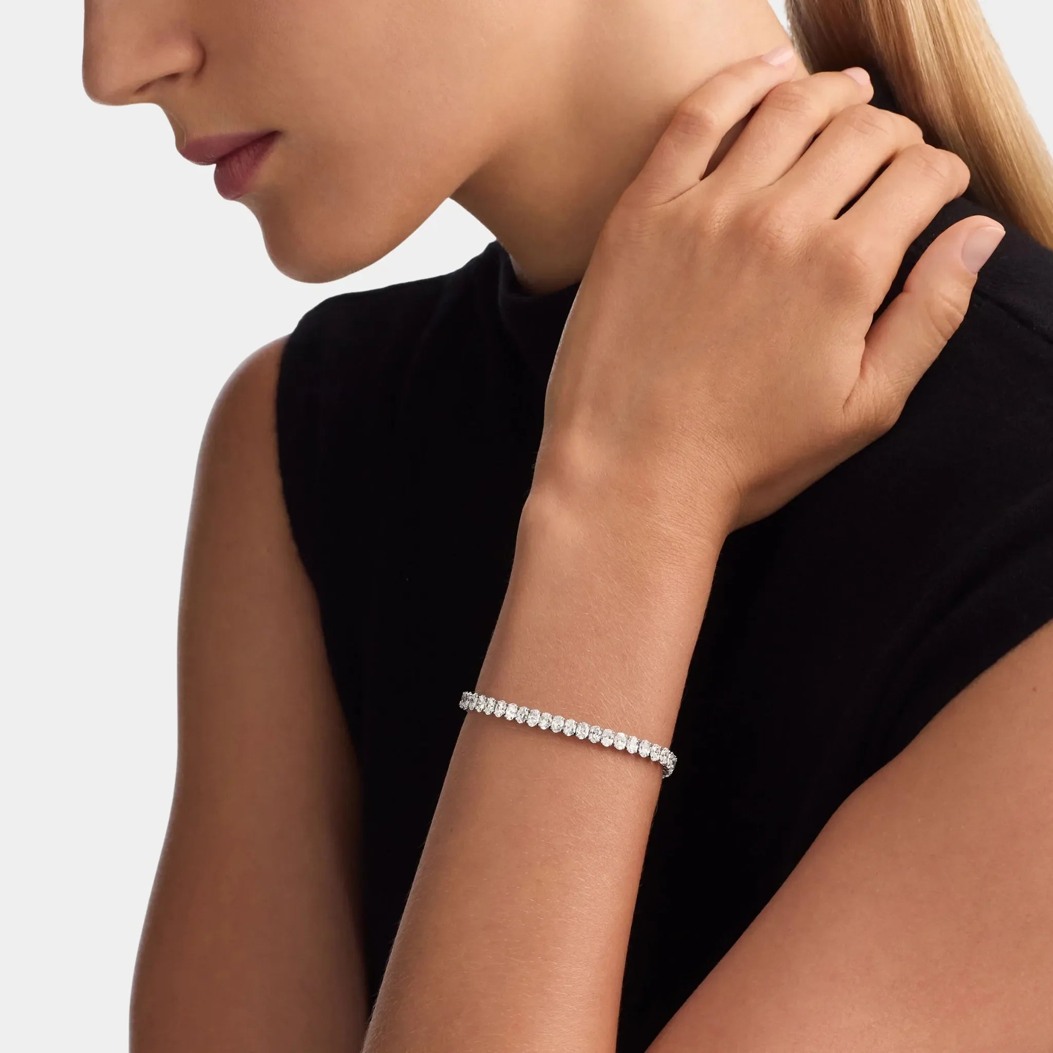 Classic Graff Oval Cut Diamond Bracelet
