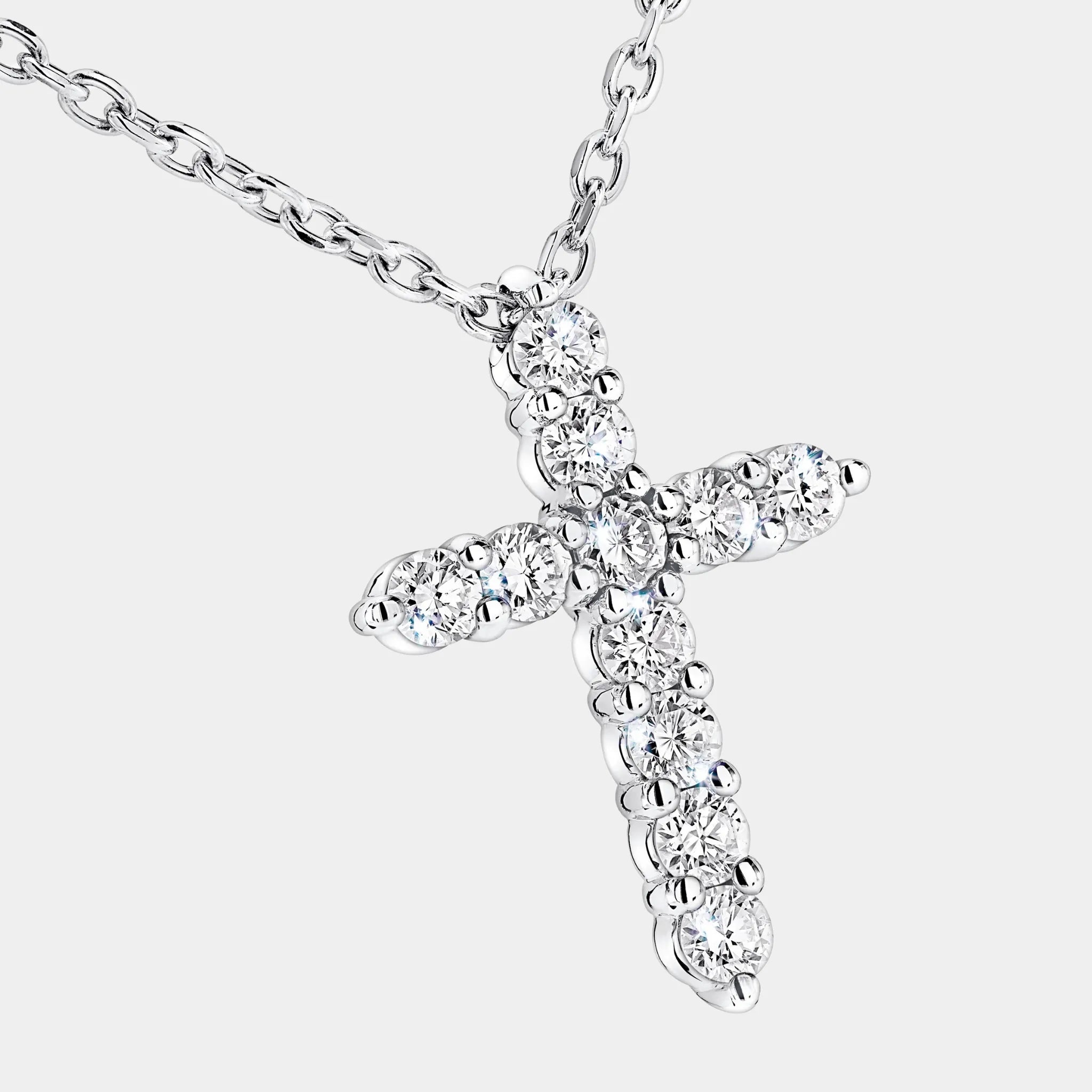 Classic Graff Round Diamond Cross Petite Pendant