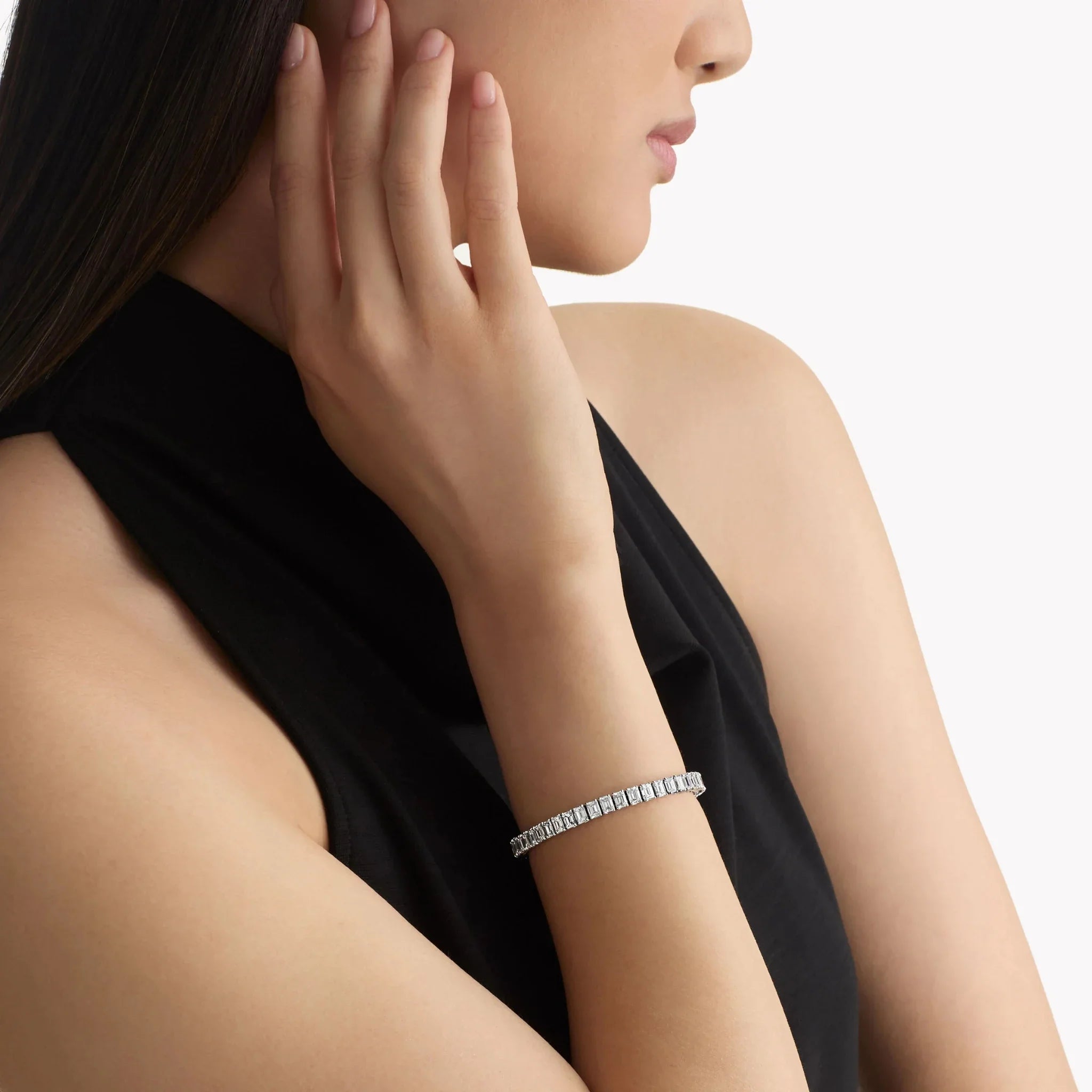 Classic Graff Slim Emerald Cut Diamond Bracelet