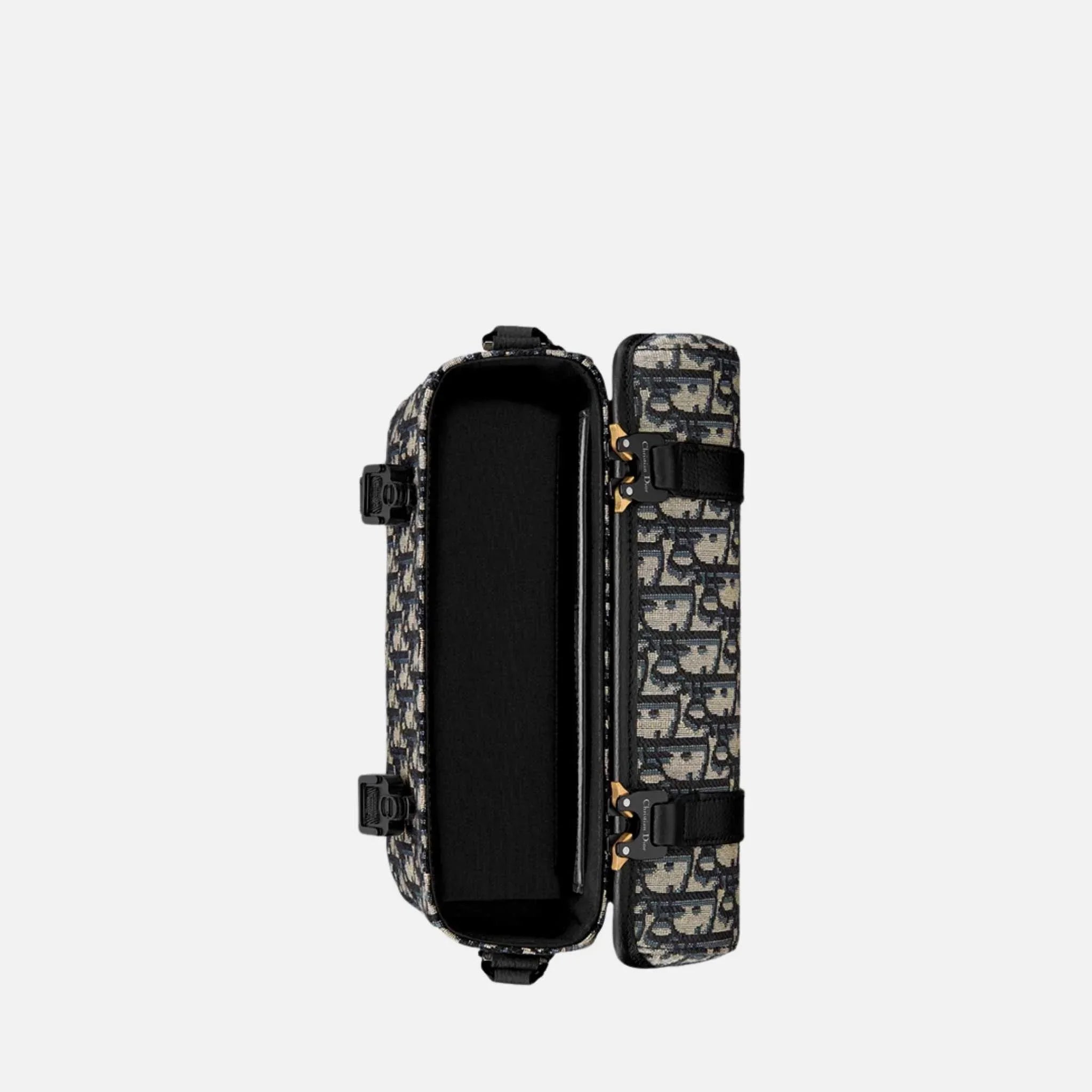 Hit The Road Messenger Bag In Grained Calfskin