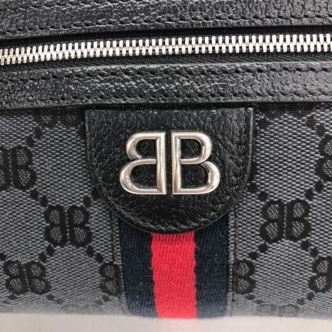 Gucci Balenciaga Canvas Shoulder Bag