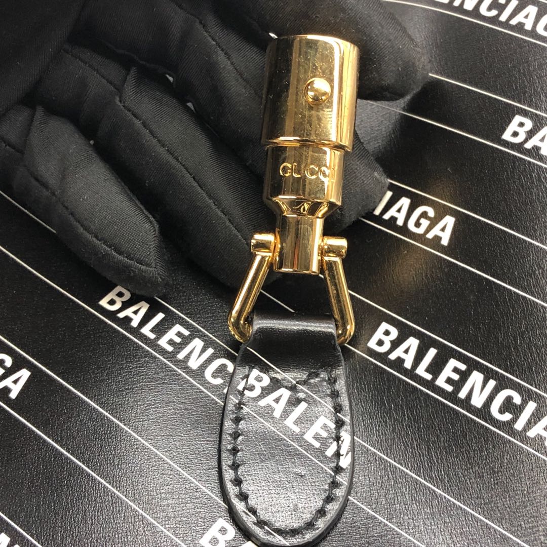 Gucci Balenciaga The Hacker Project Jackie 1961 Leather Shoulder Bag