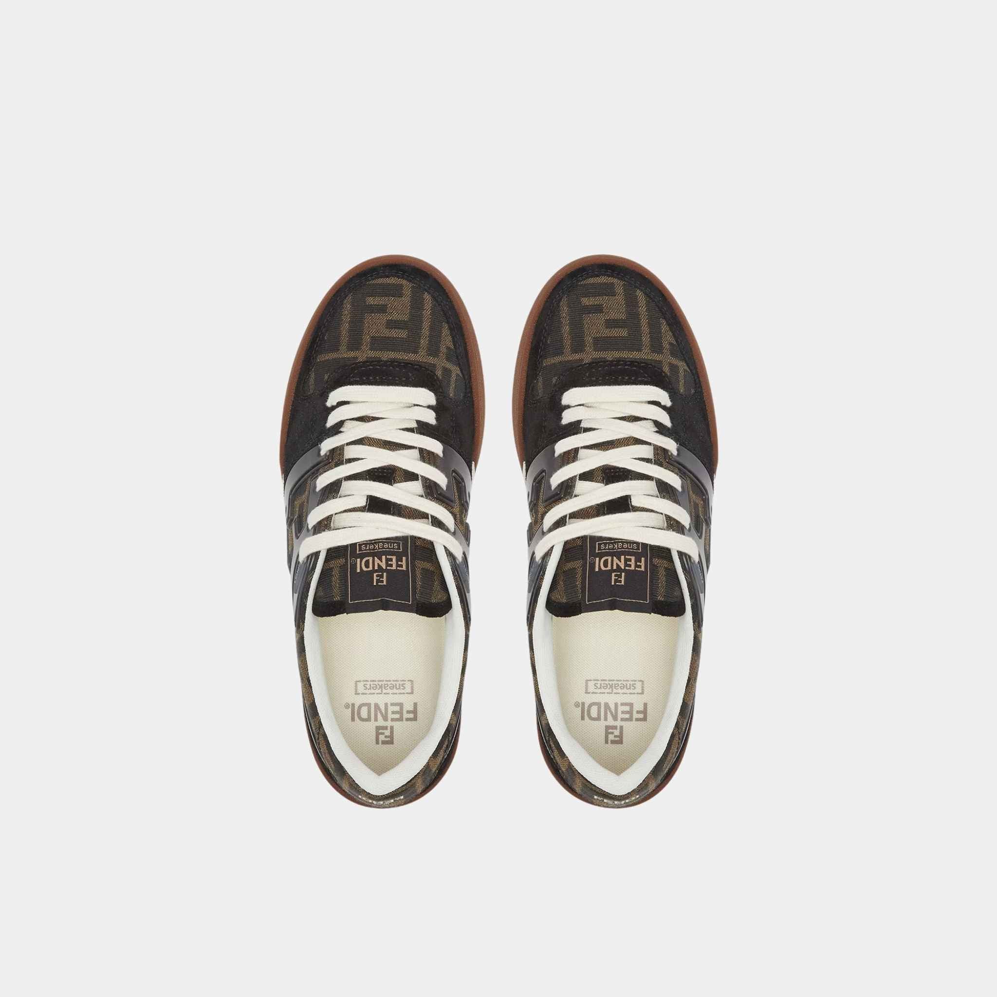 Match Canvas Low-Tops Suede