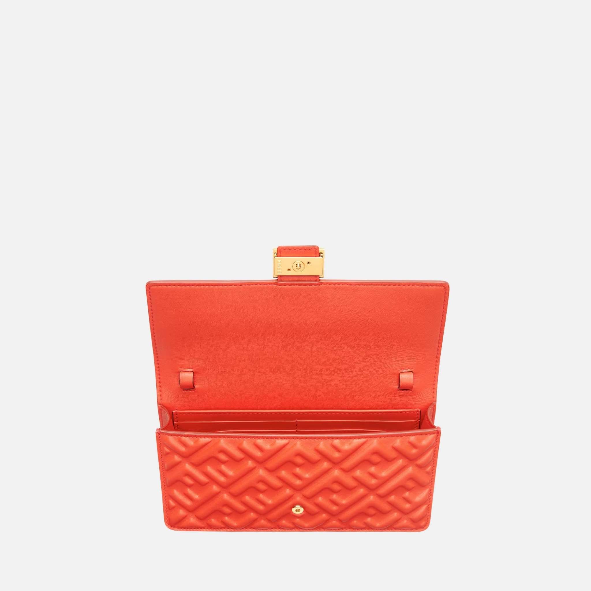 Wallet On Chain Baguette In Leather