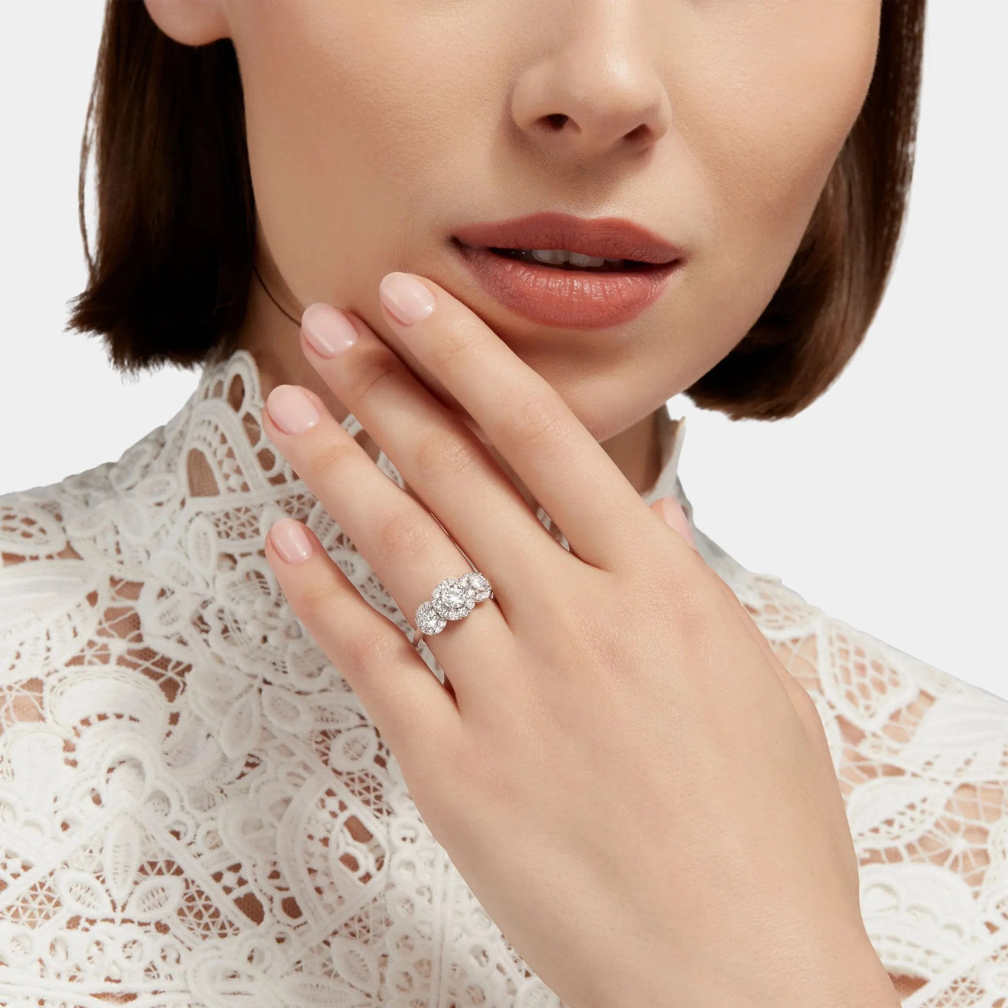 Icon Three Stone Round Diamond Engagement Ring