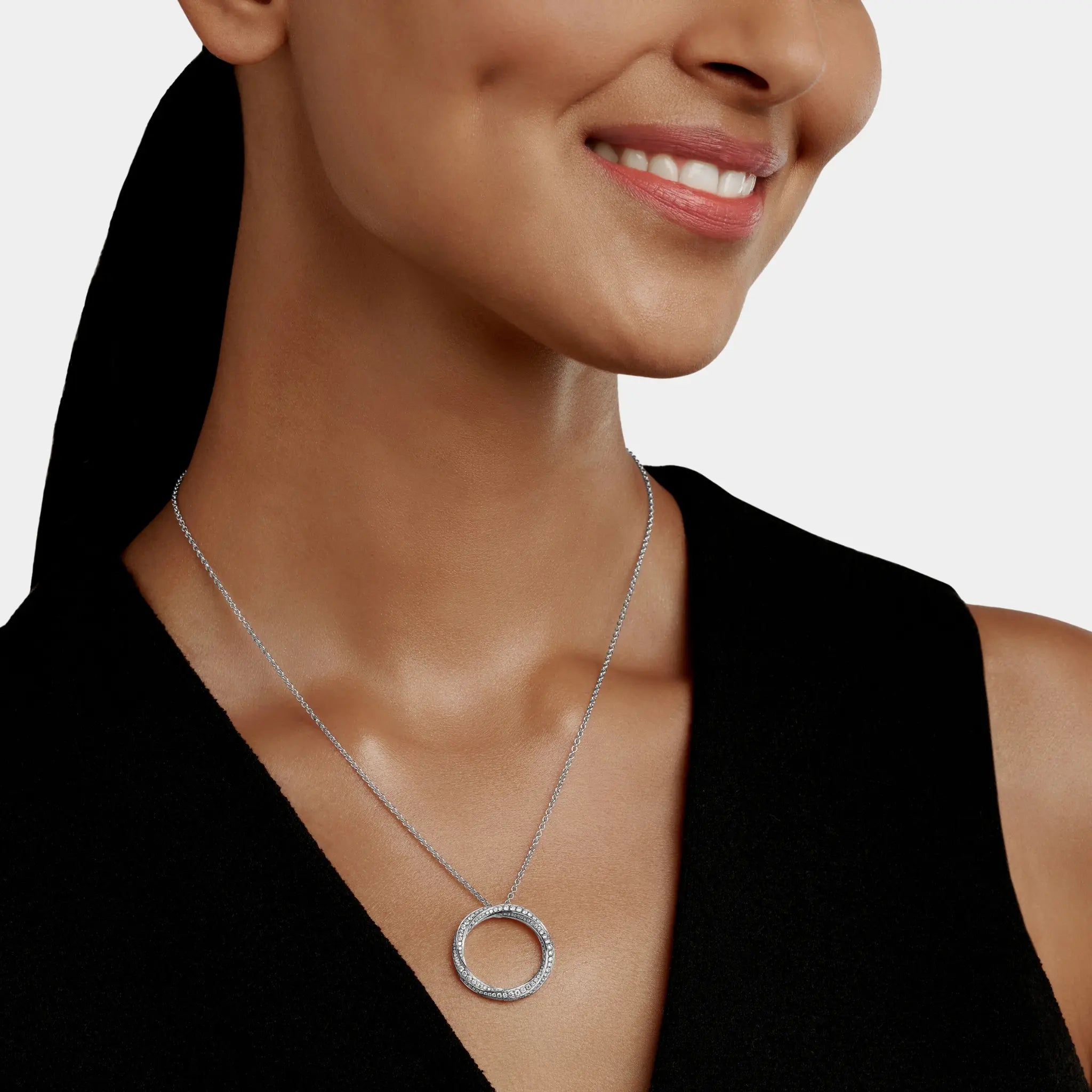 Medium Spiral Pavé Diamond Pendant