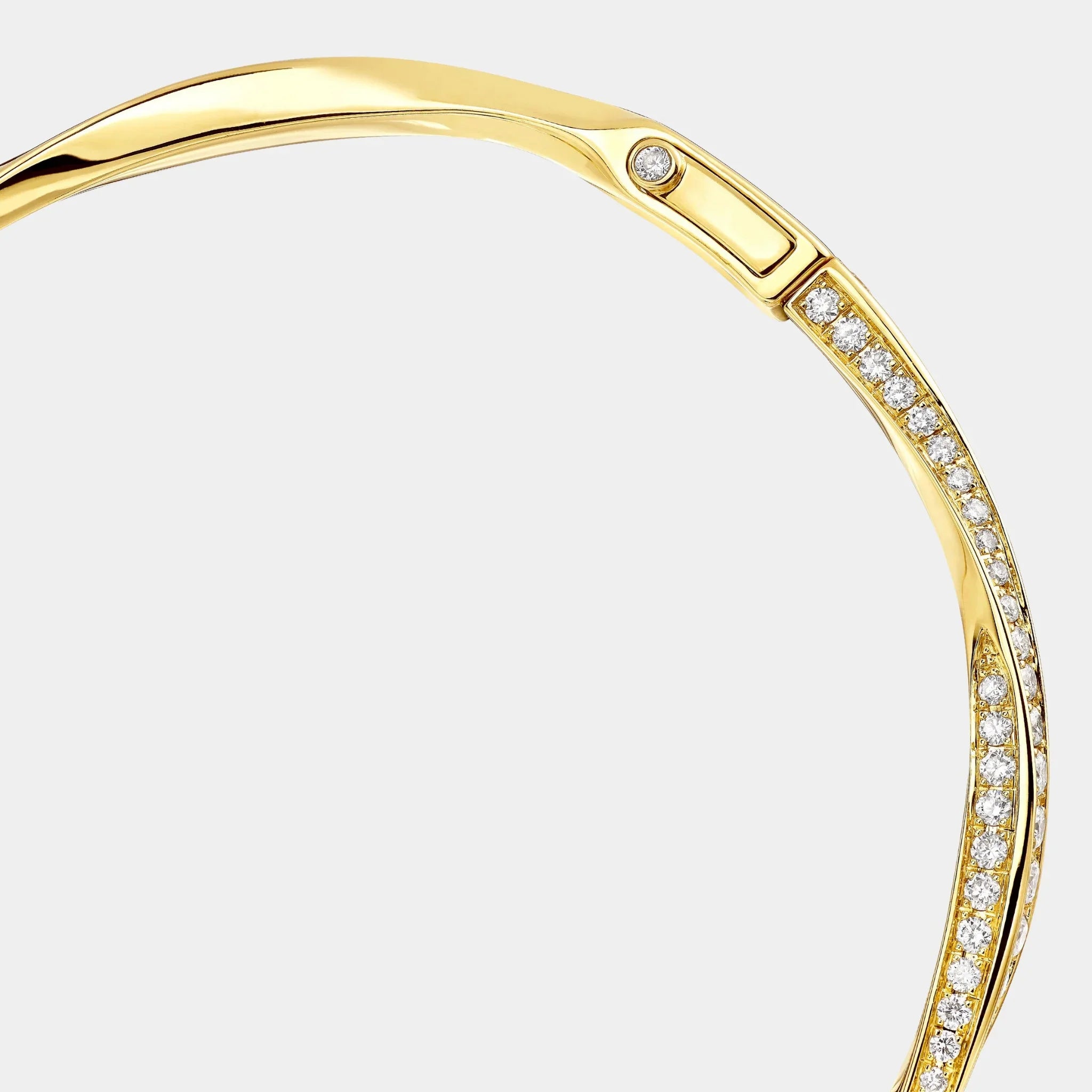 Spiral Pavé Diamond Bangle Yellow Gold