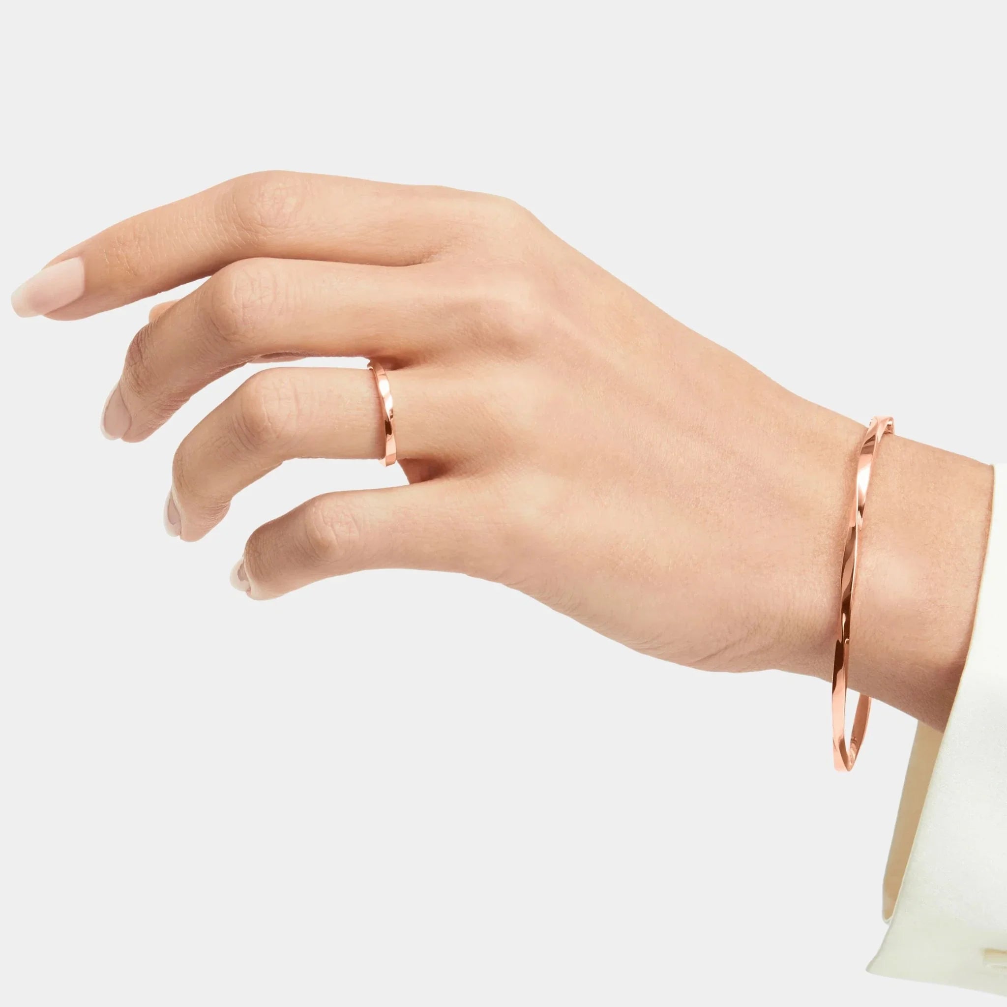 Spiral Rose Gold Band 2.2MM