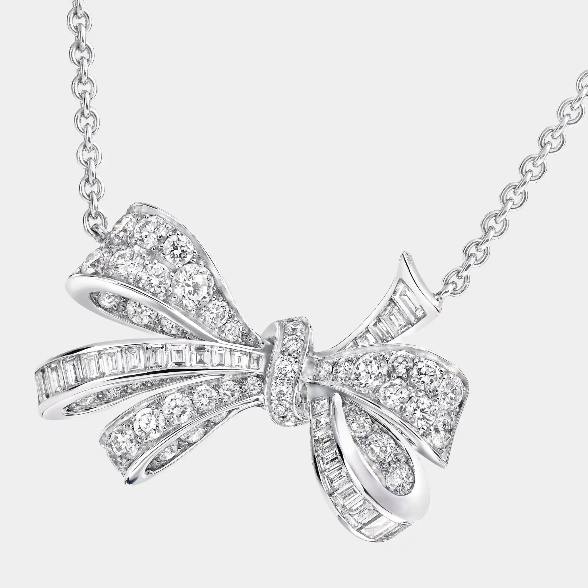 Tildas Bow Classic Diamond Pendant