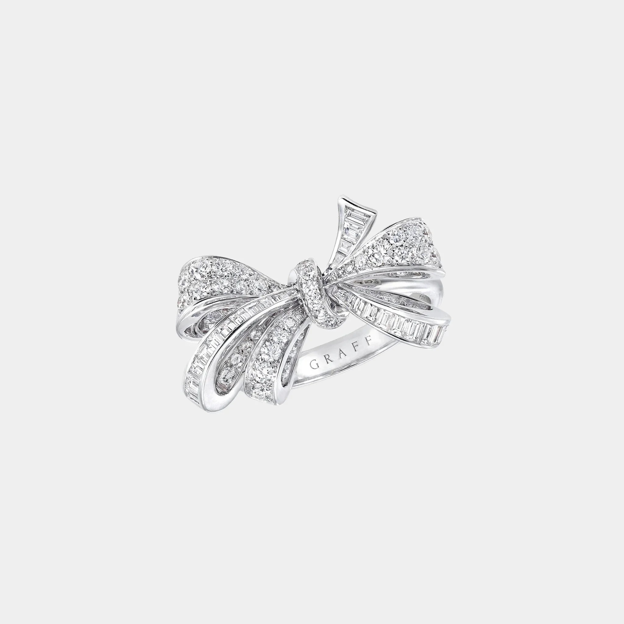 Tildas Bow Classic Diamond Ring